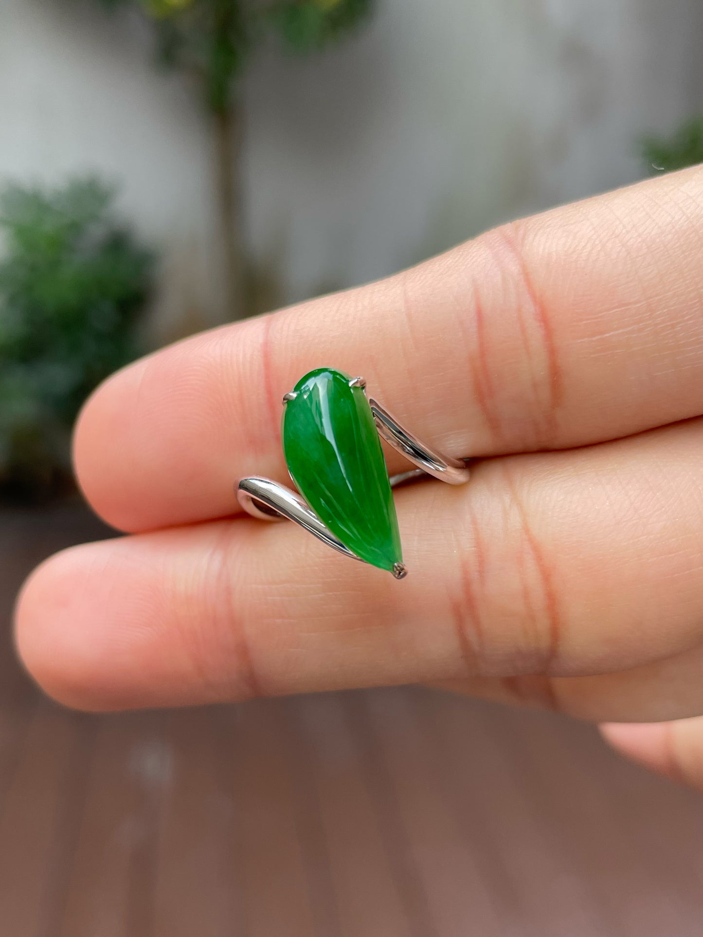 Green Jadeite Ring (NJR156)