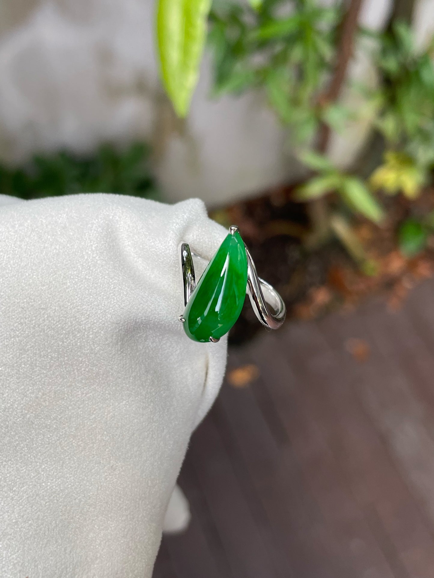 Green Jadeite Ring (NJR156)