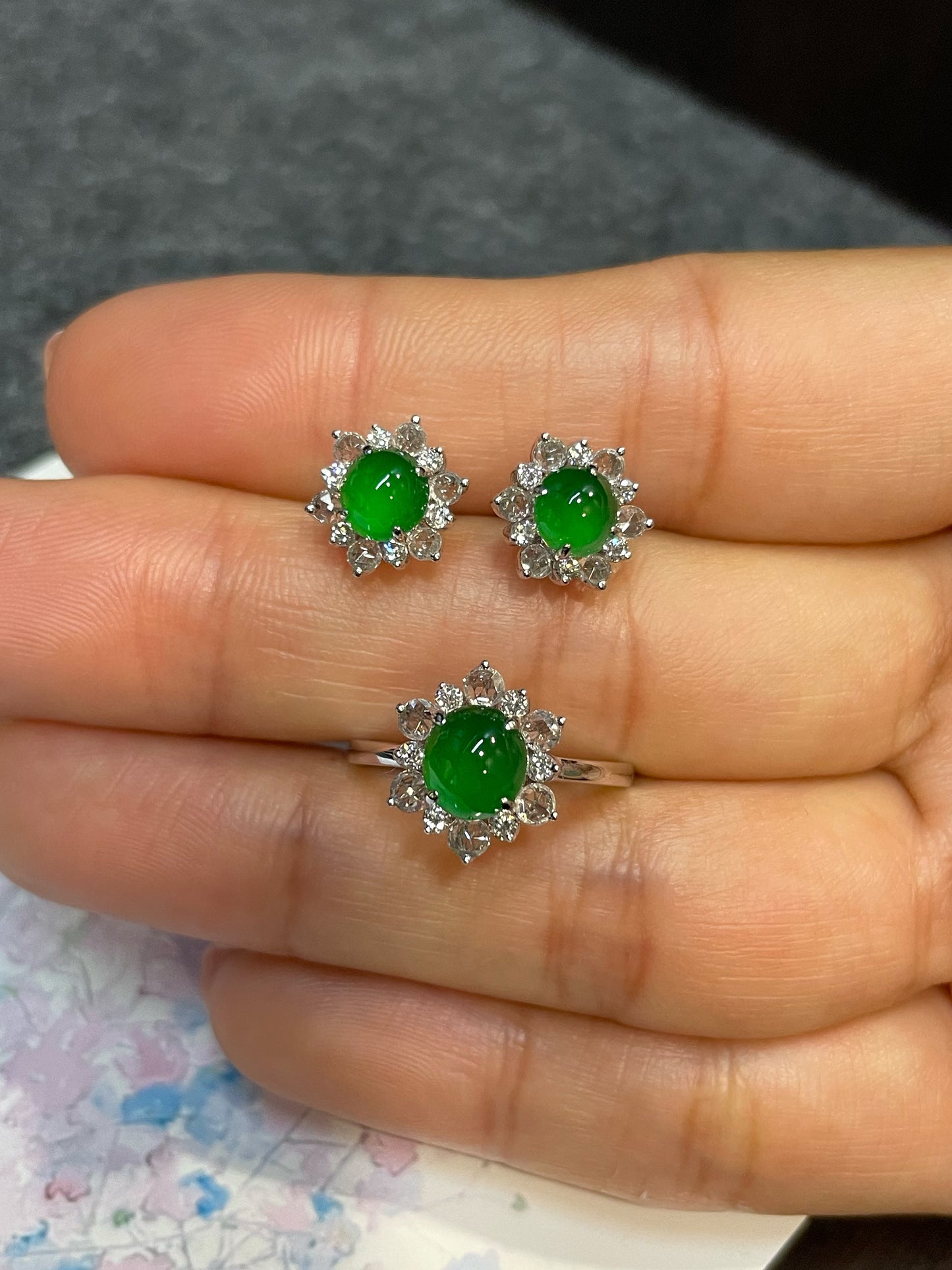 Green Jadeite Cabochons Set - Ring & Earrings (NJS010)