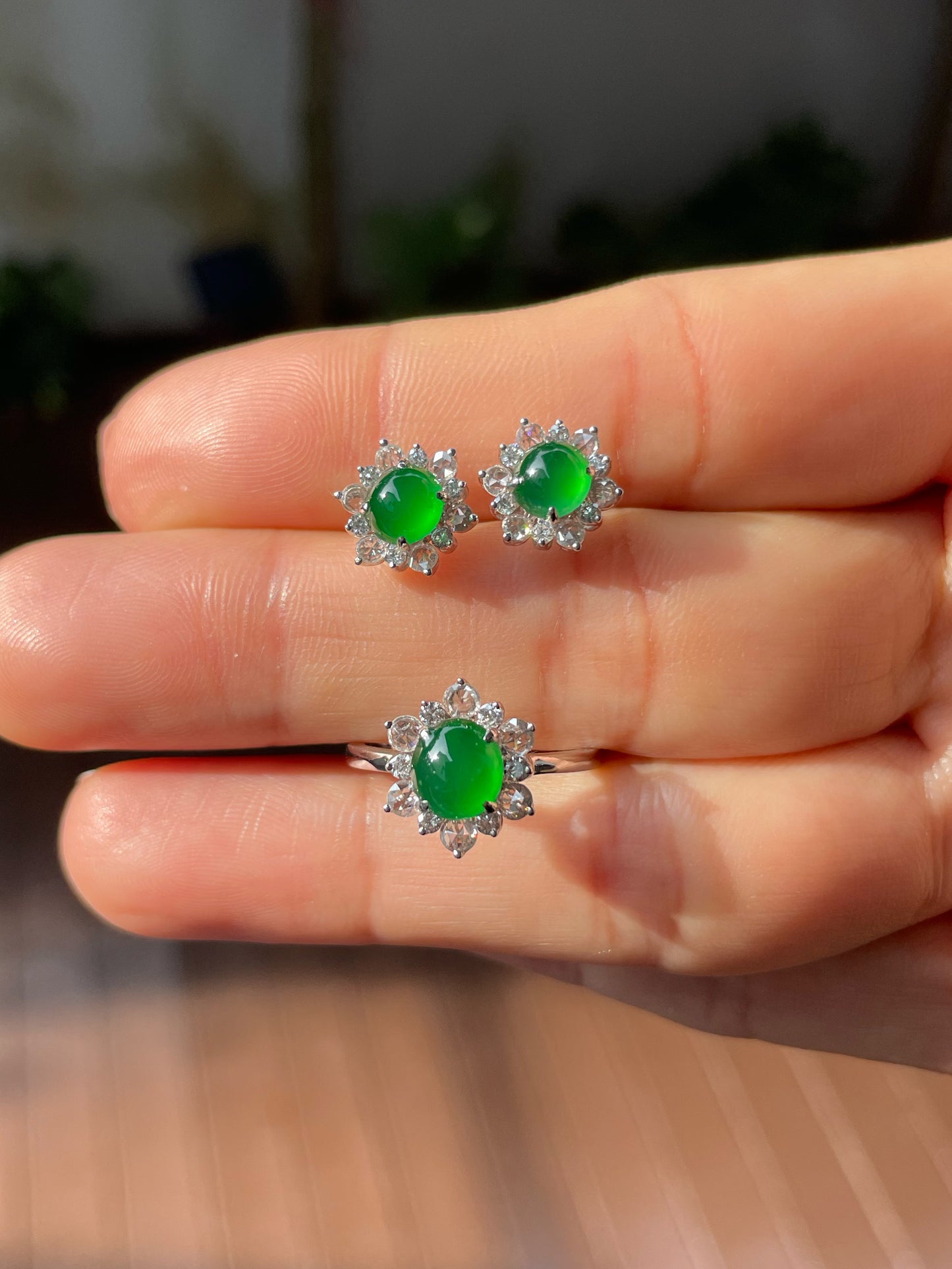 Green Jadeite Cabochons Set - Ring & Earrings (NJS010)