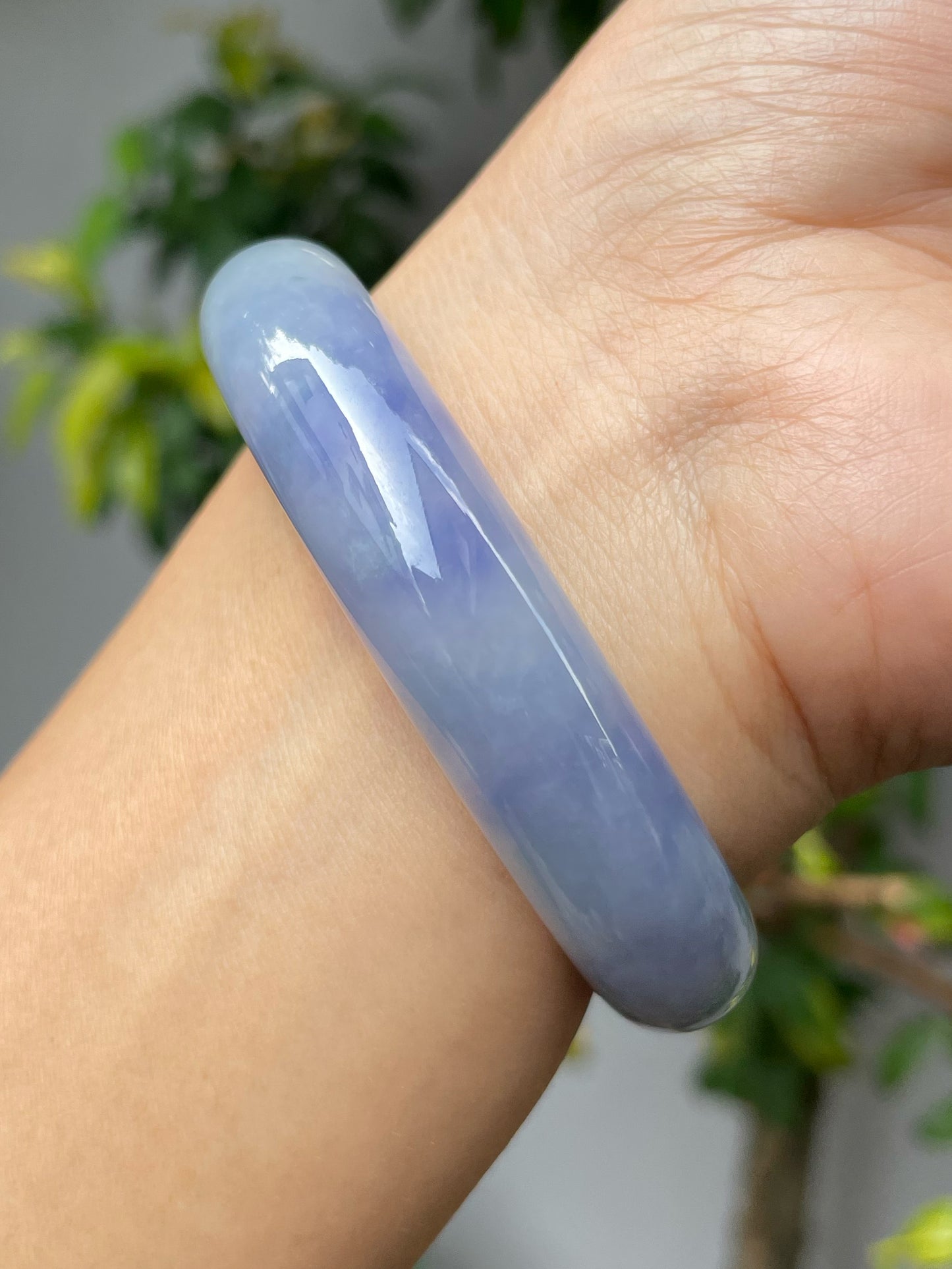 Lavender Jadeite Bangle | 56mm (NJBA013)