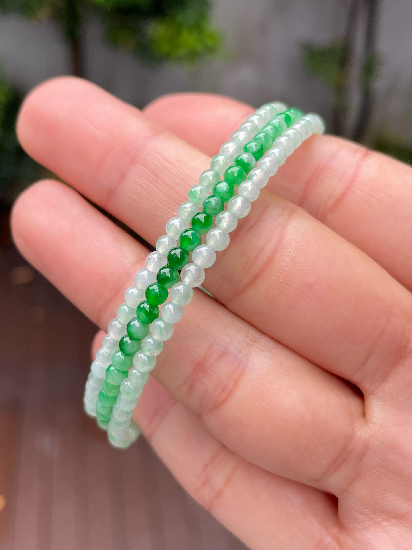 Icy Green Jade Bracelet - Round Beads (NJBA084)