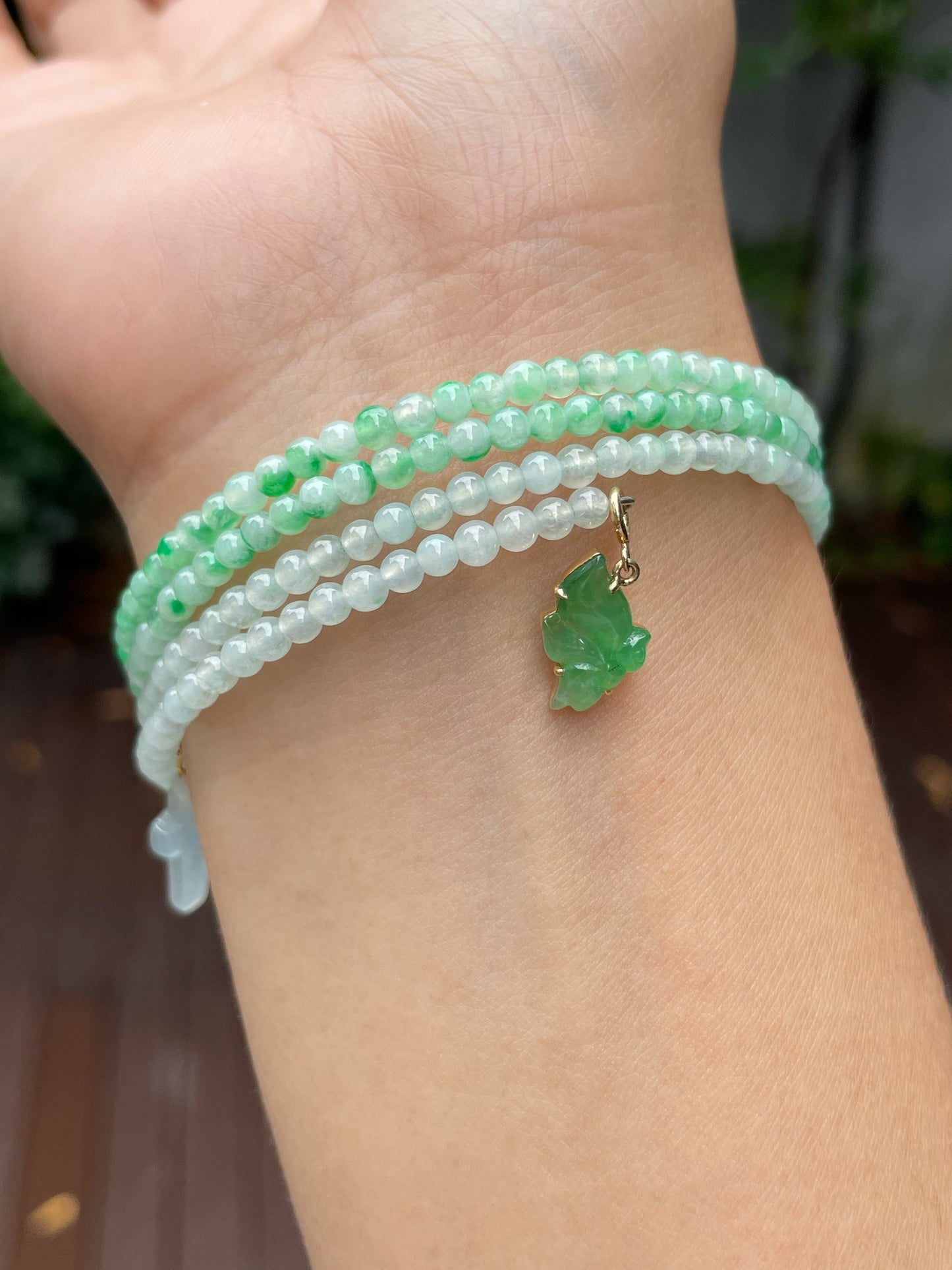 Icy Green Jade Bracelet - Round Beads (NJBA084)