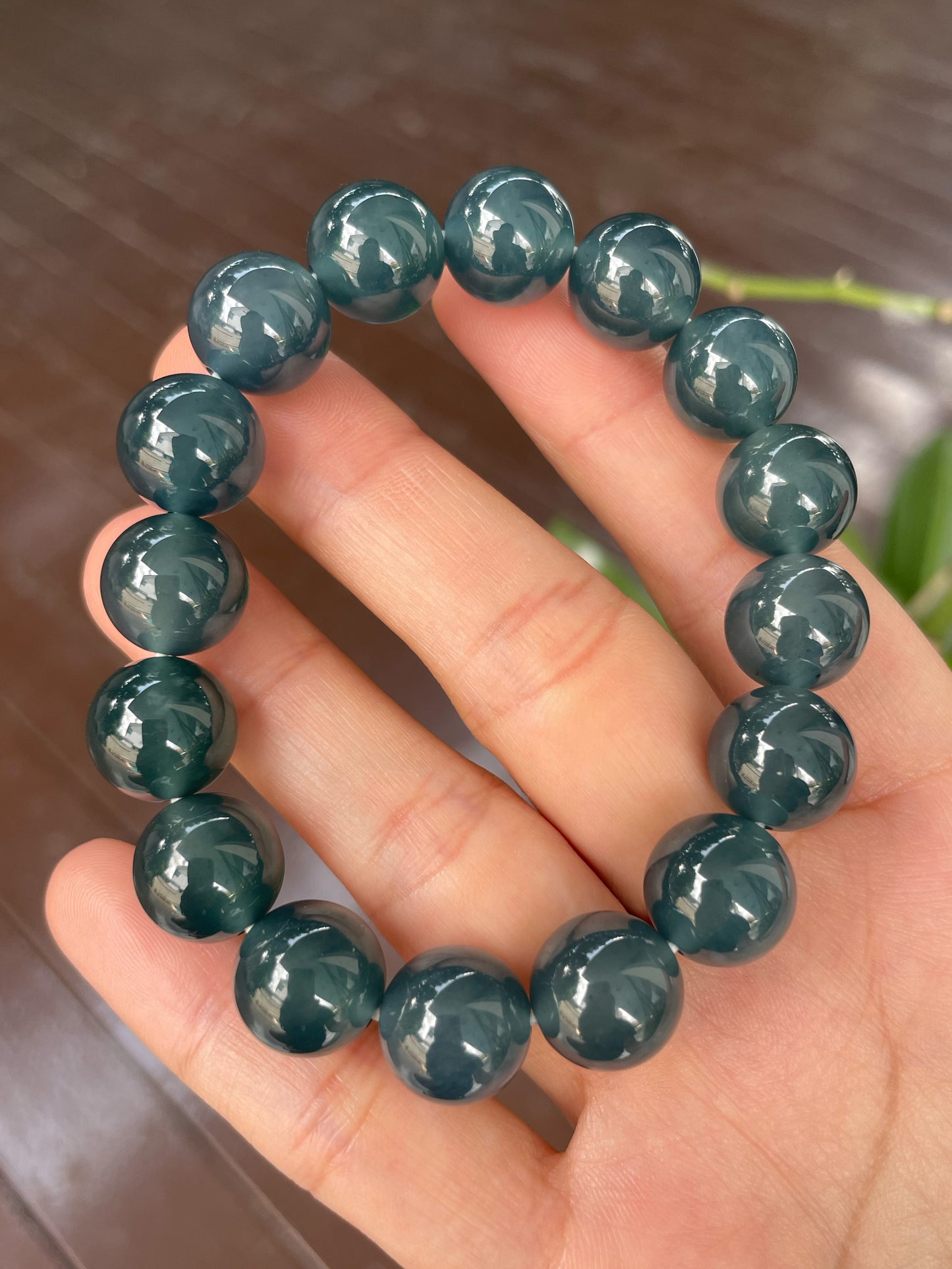 Blue Jade Bracelet - Round Beads (NJBA106)