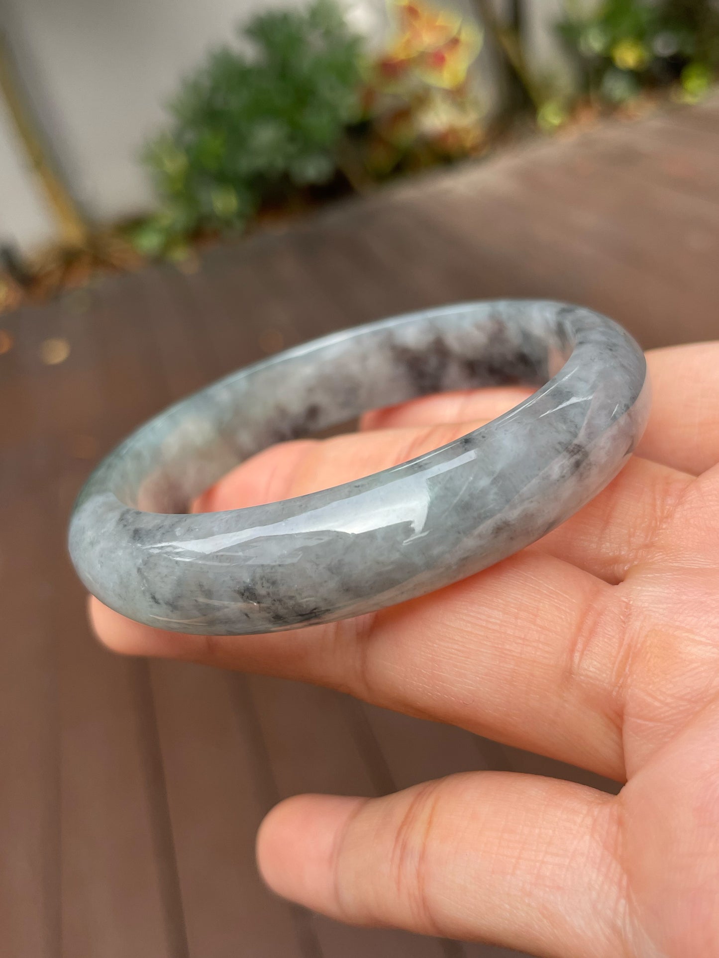 Black Jade Bangle | 57mm (NJBA110)