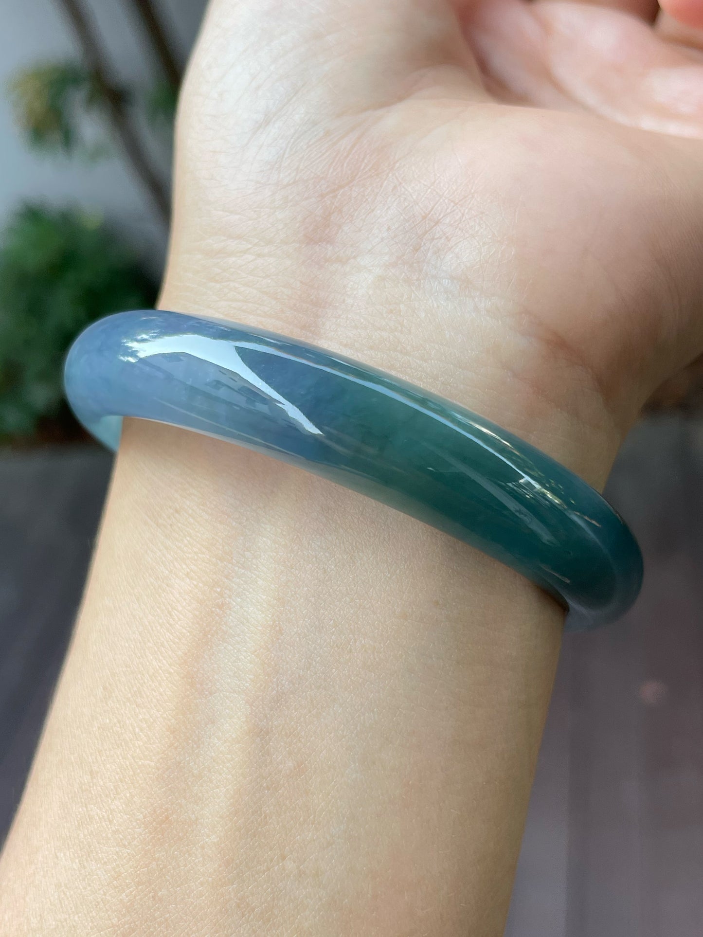 Lavender With Bluish Green Jade Bangle | 57mm (NJBA120)