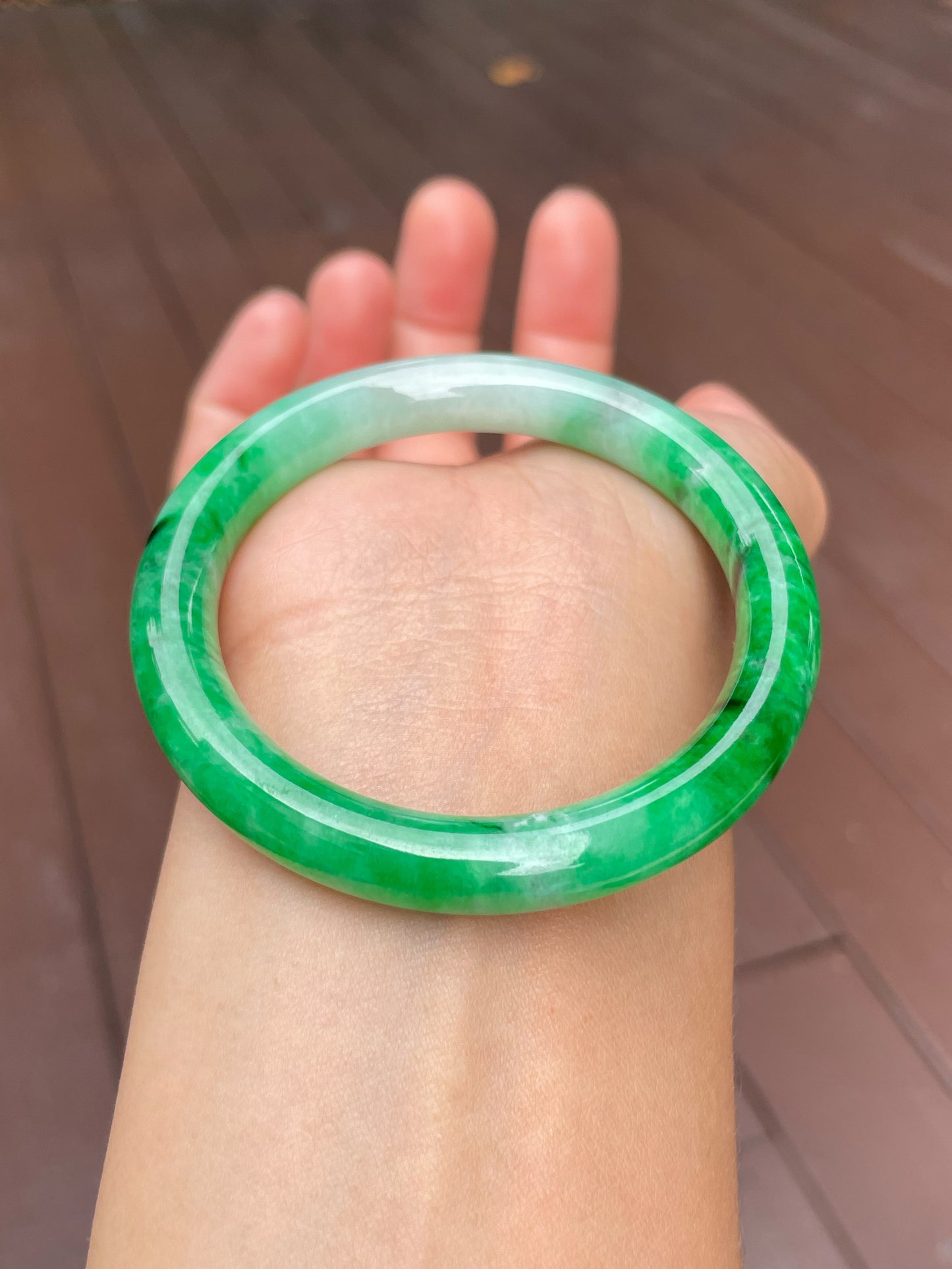 Green Jadeite Bangle | 53mm (NJBA121)