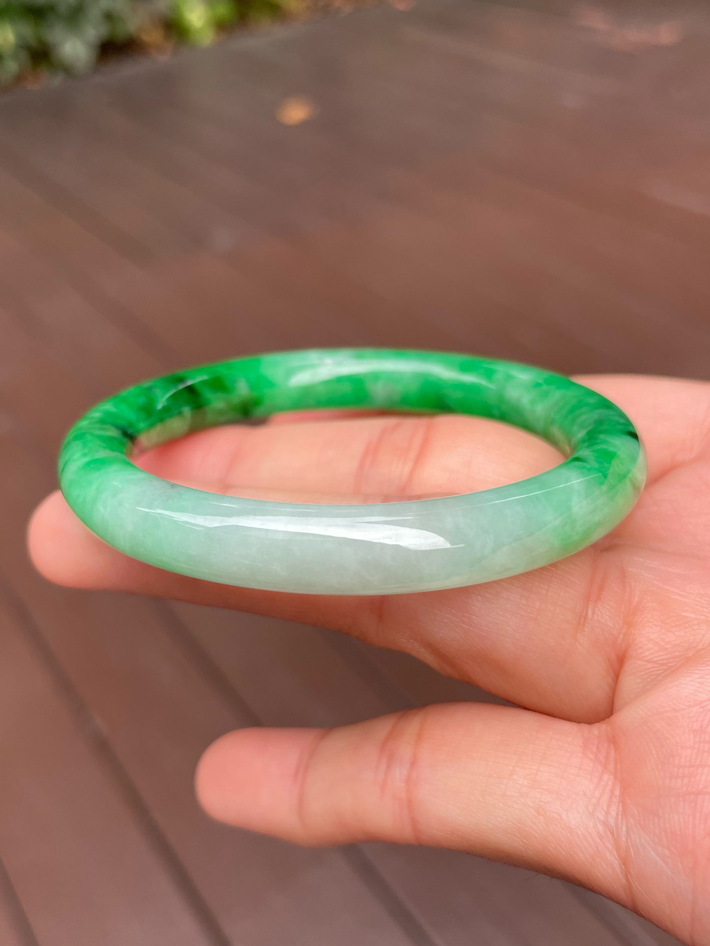 Green Jadeite Bangle | 53mm (NJBA121)