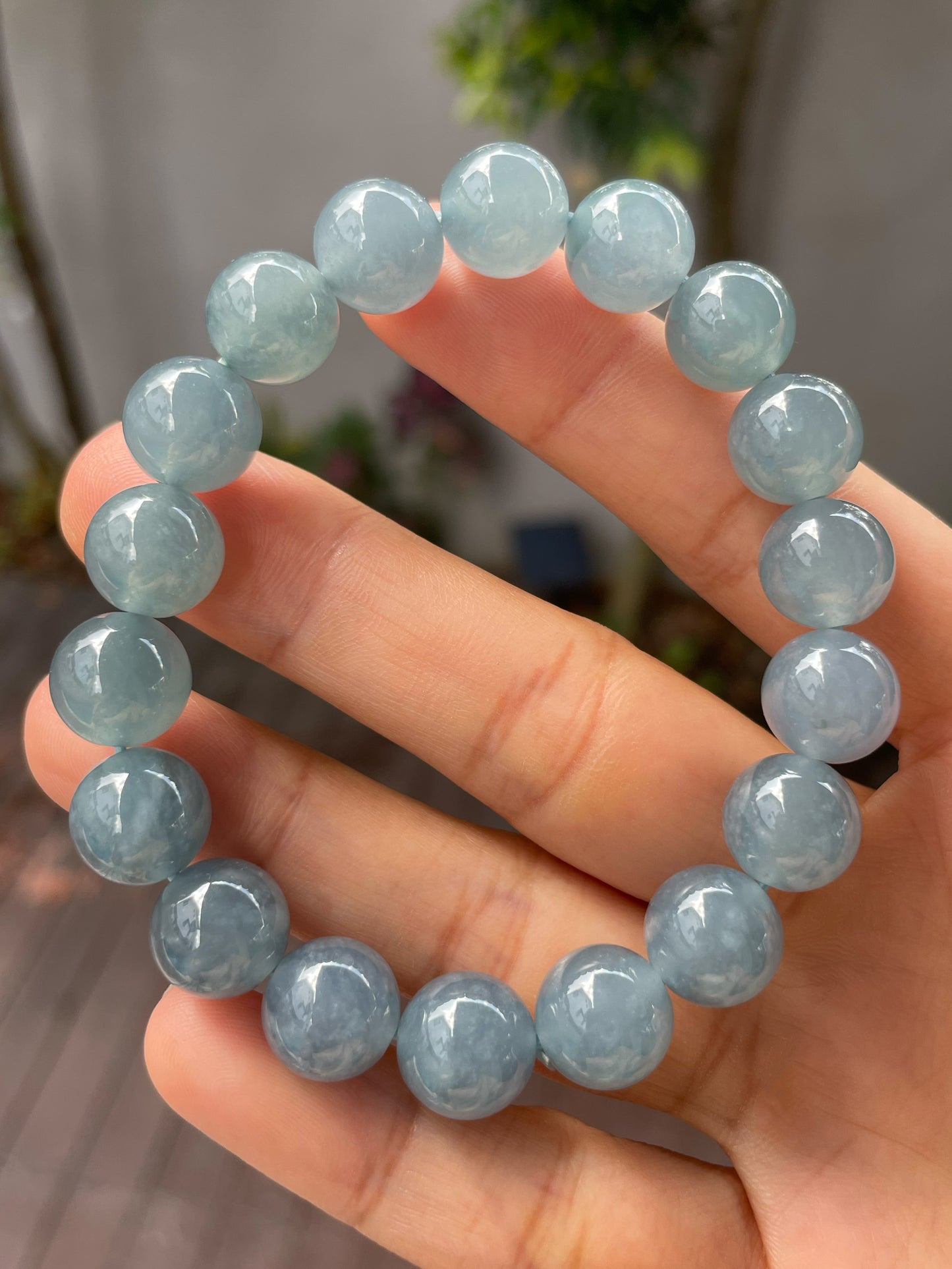 Icy Blue Jade Beads Bracelet (NJBA123)