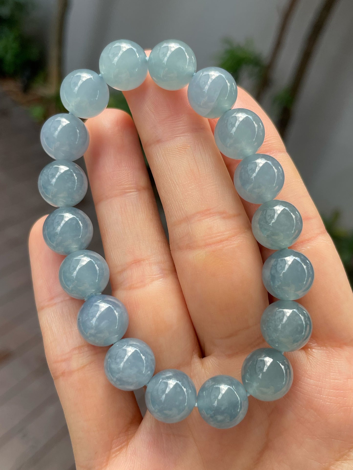 Icy Blue Jade Beads Bracelet (NJBA123)