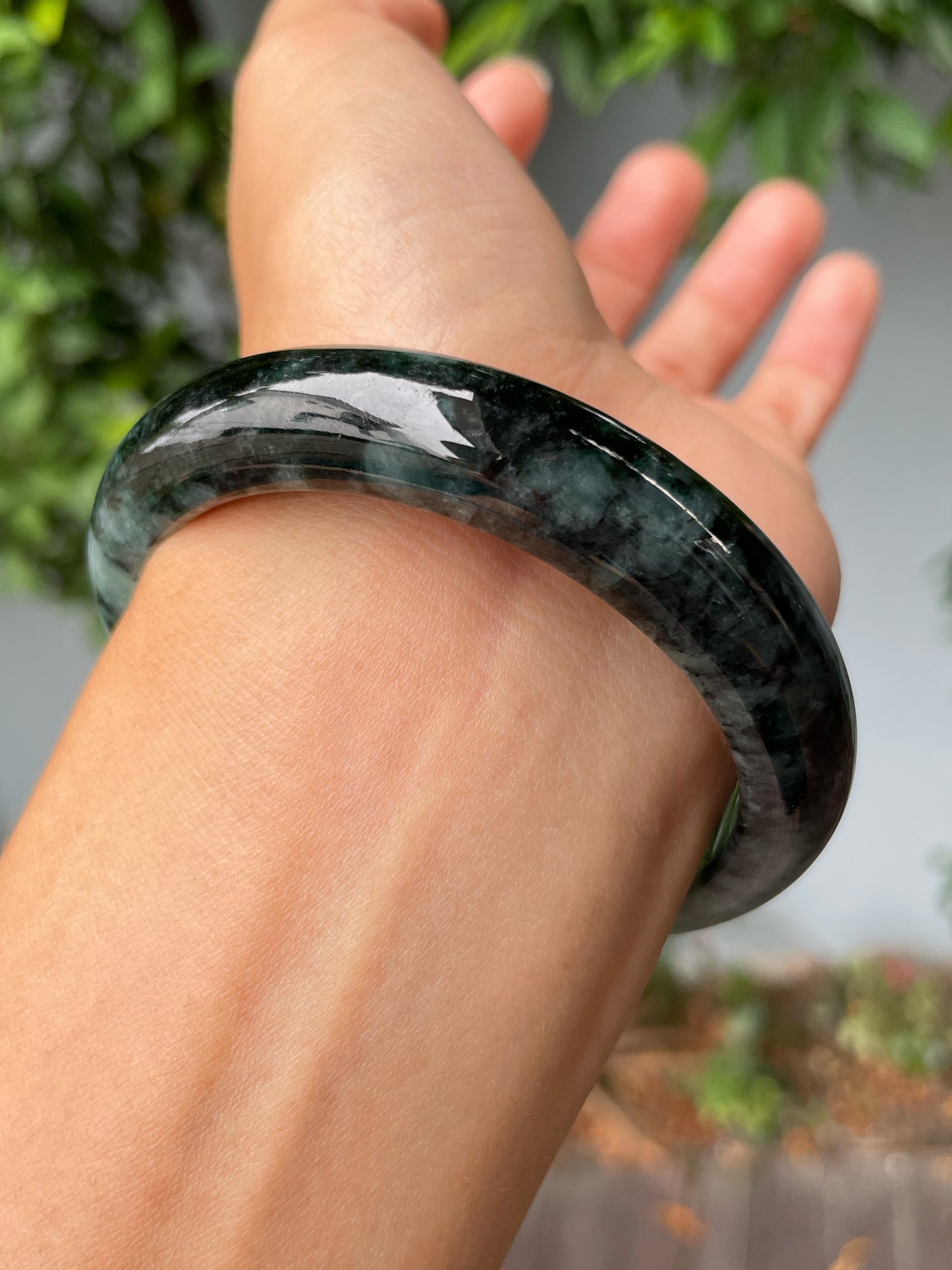 Green With Black Jade Bangle | 58mm (NJBA151)