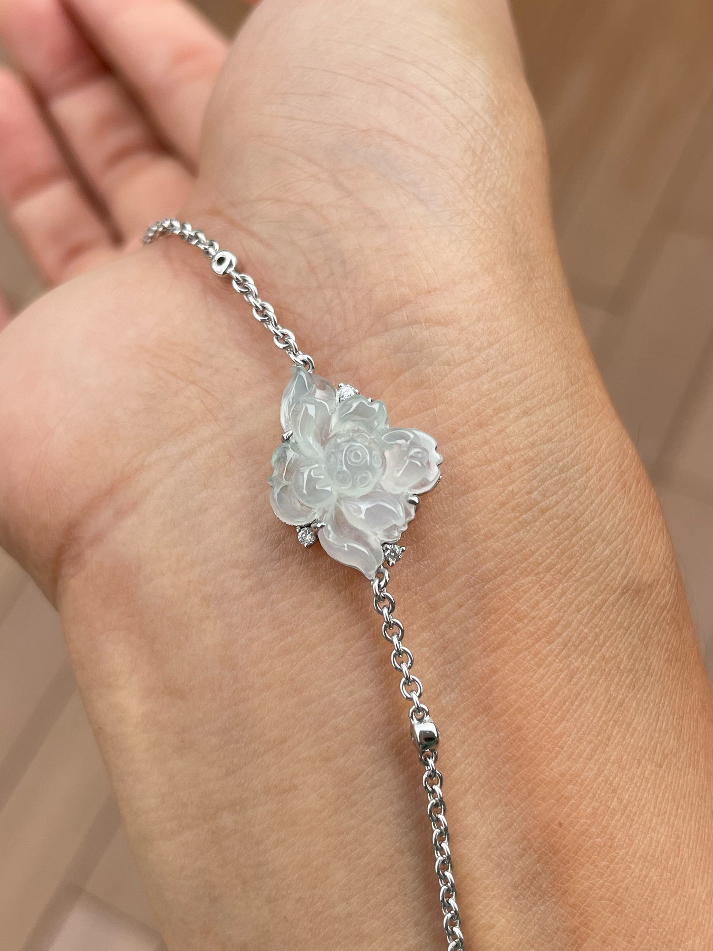 Icy White Jade Bracelet - Lotus Flower (NJBA181)