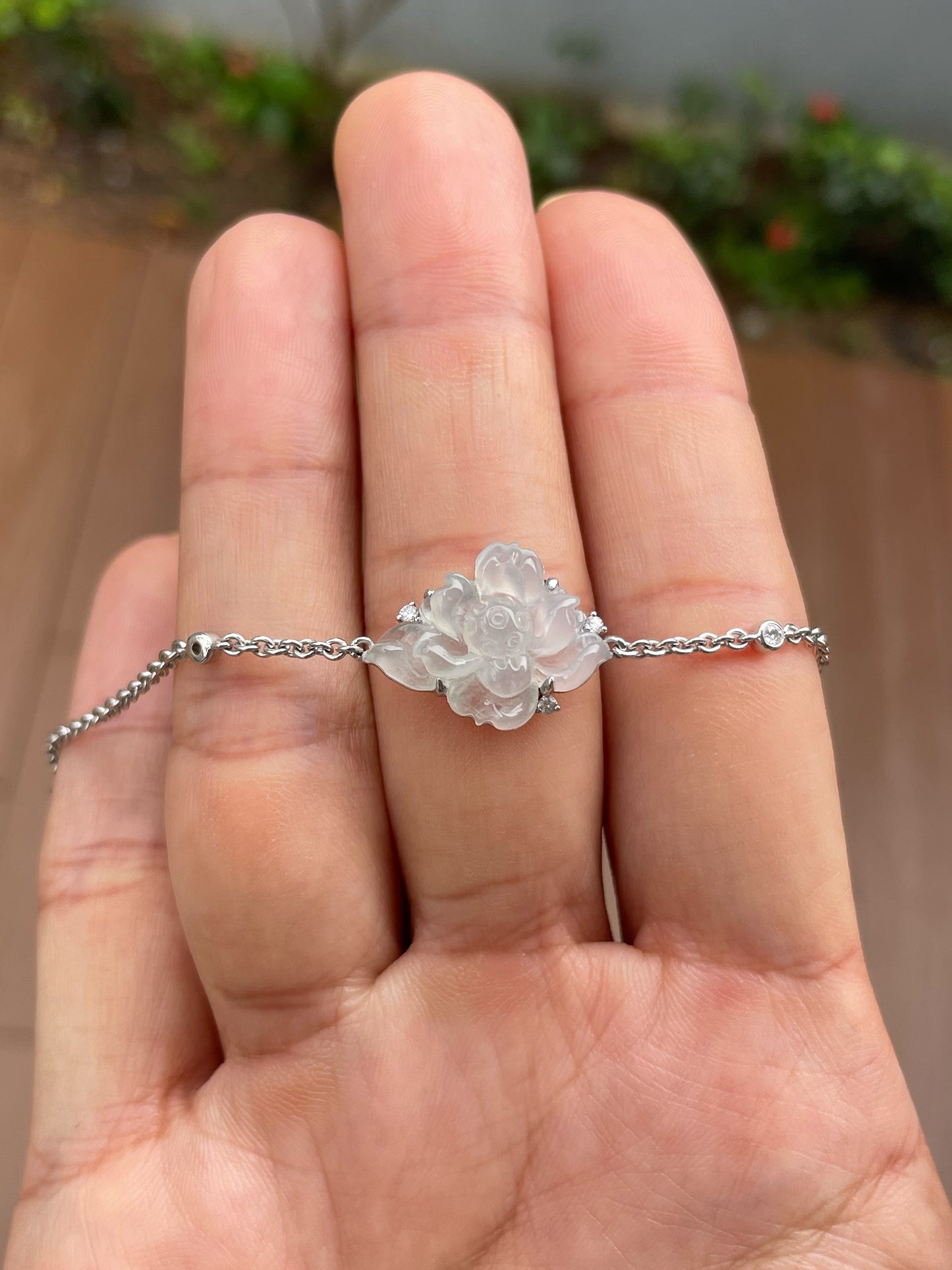 Icy White Jade Bracelet - Lotus Flower (NJBA181)