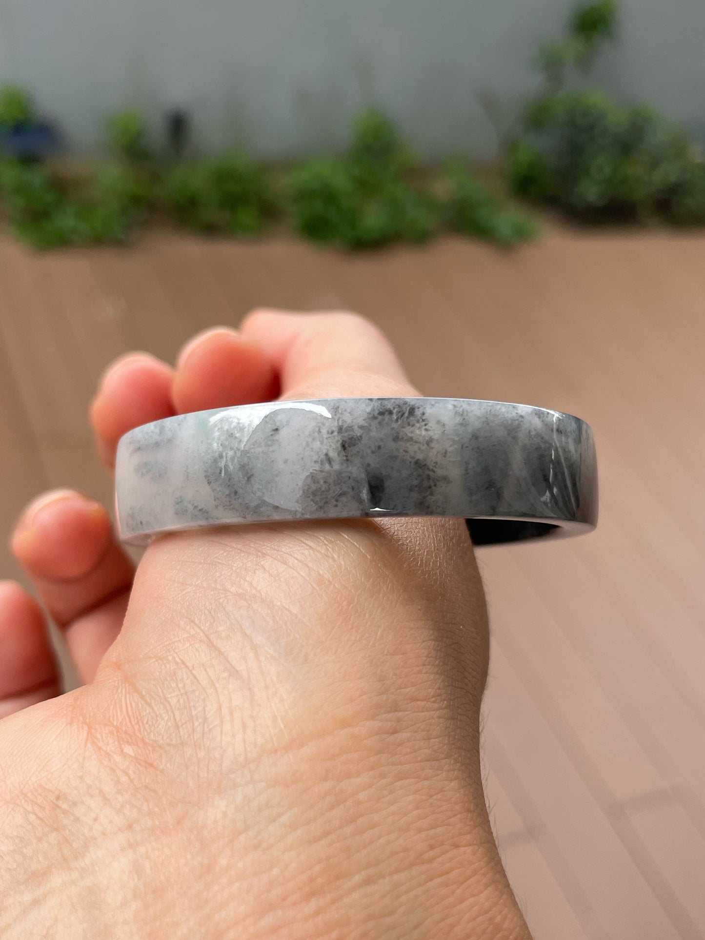 White With Black Jade Bangle | 51mm (NJBA183)