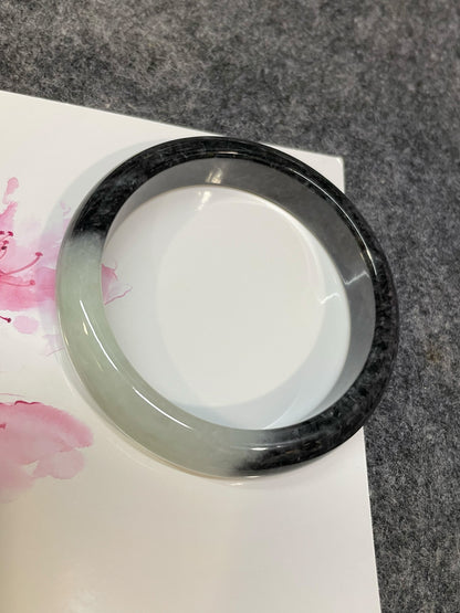 White With Black Jade Bangle | 53mm (NJBA187)