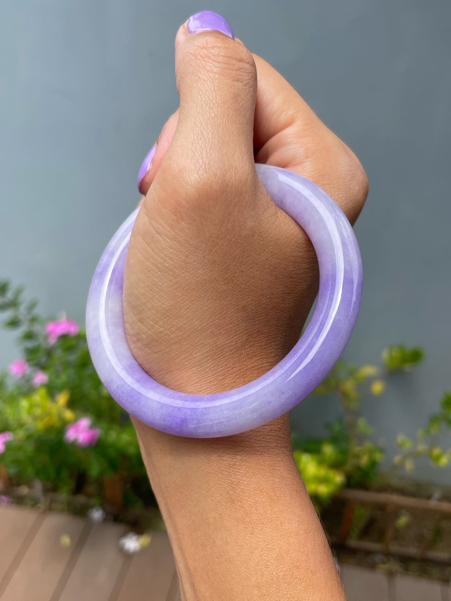 Vivid Lavender Jade Bangle | 54mm (NJBA191)