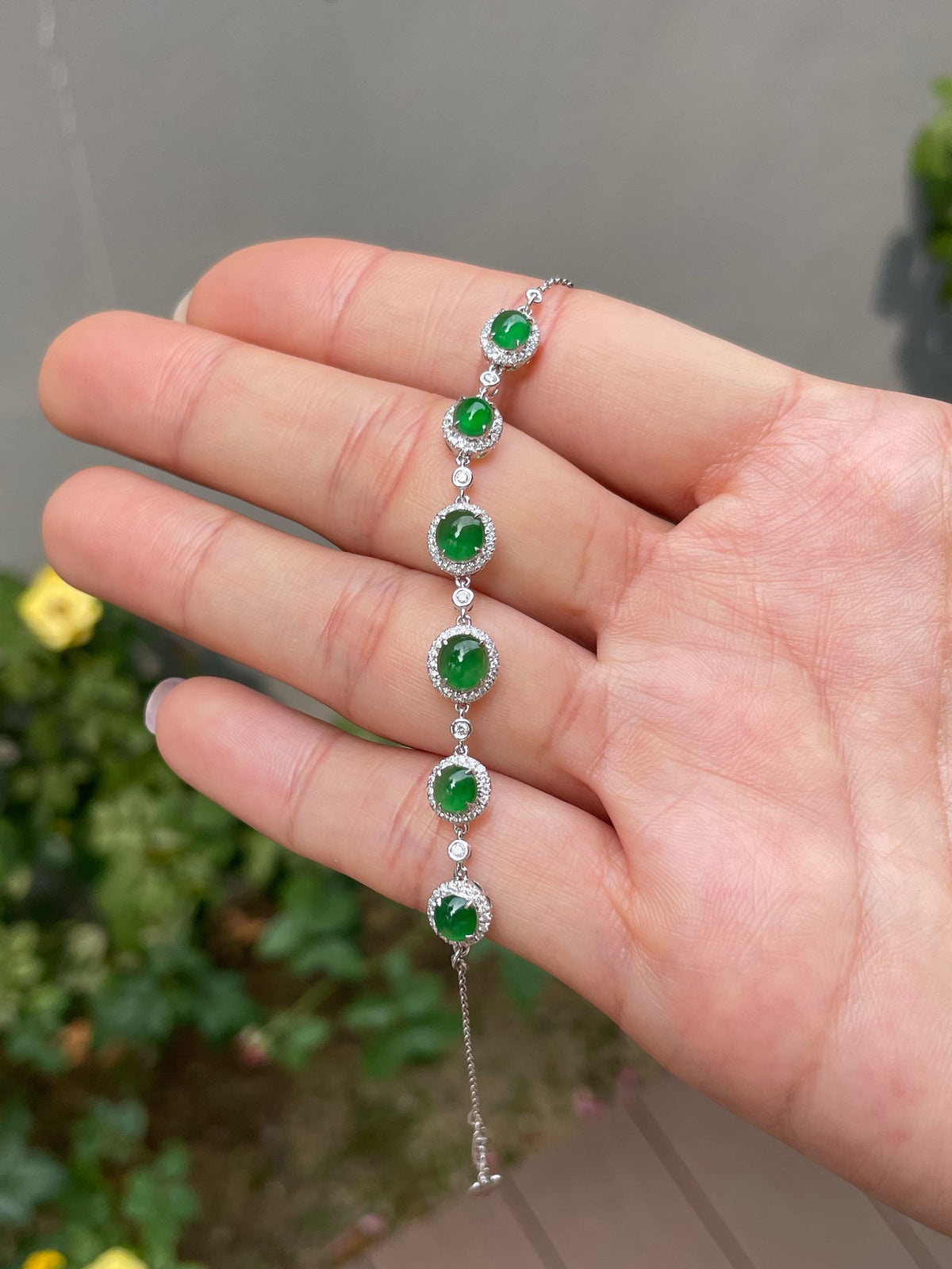 Green Jadeite Bracelet - Cabochons (NJBA192)