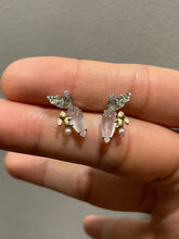 Load image into Gallery viewer, Glassy Jade Earrings - Radish (NJE138)
