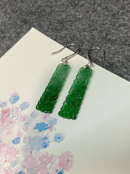 Green Jadeite Carved Earrings (NJE158)