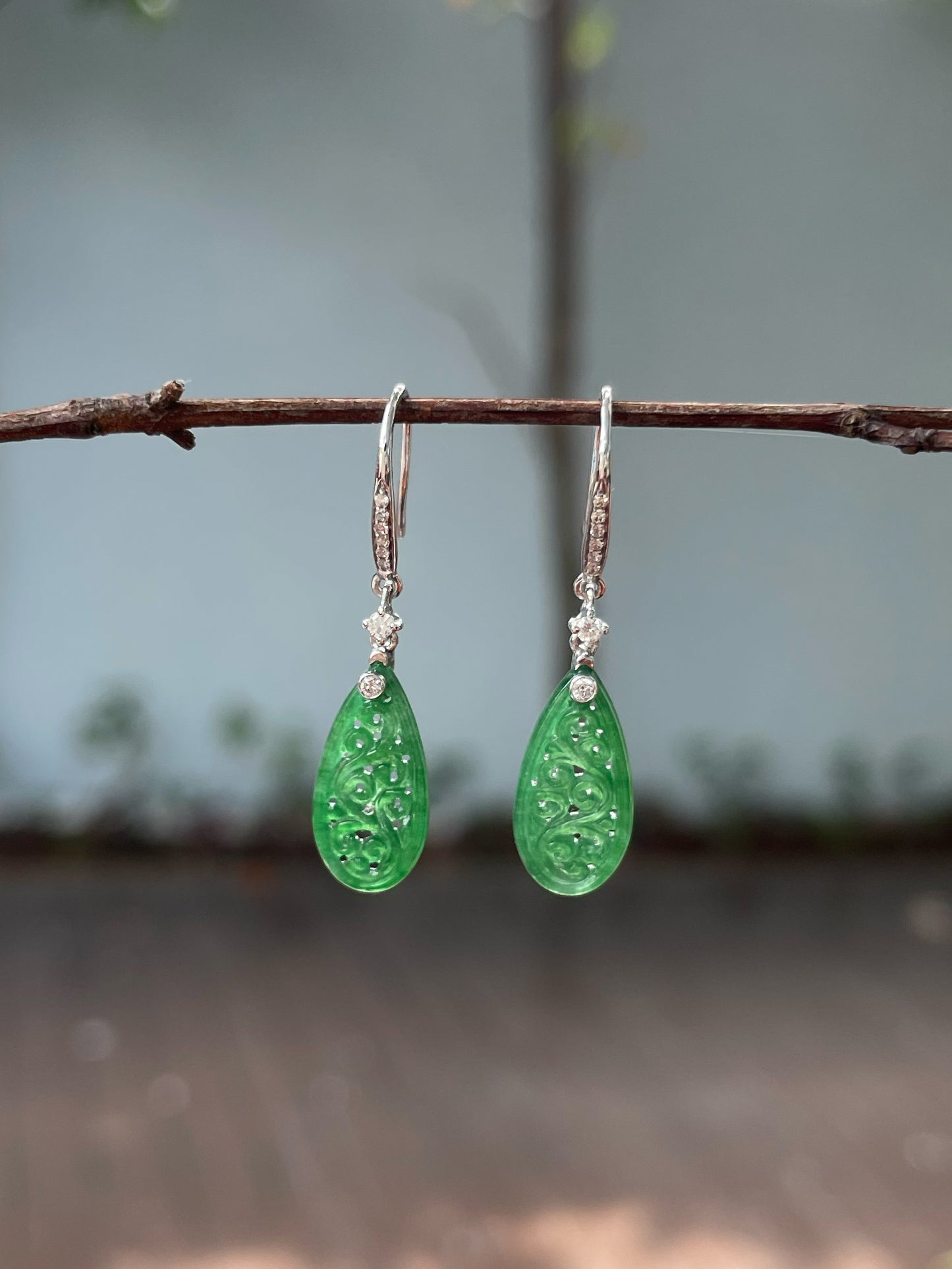 Green Jadeite Carved Earrings (NJE177)