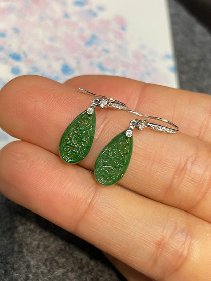 Green Jadeite Carved Earrings (NJE177)