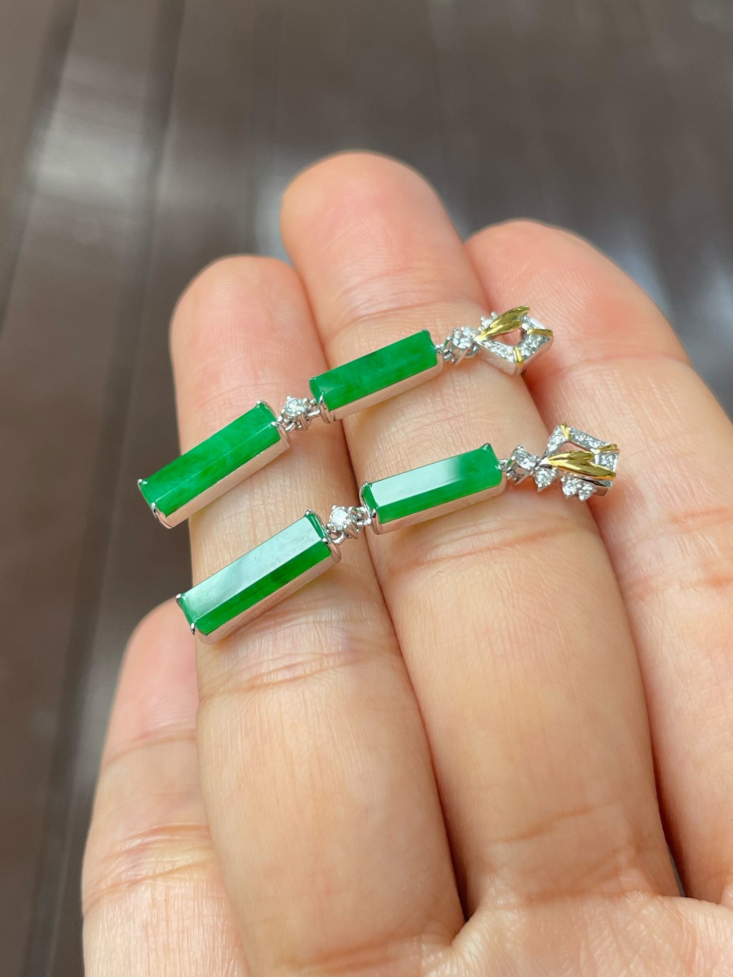 Green Jade Earrings (NJE198)