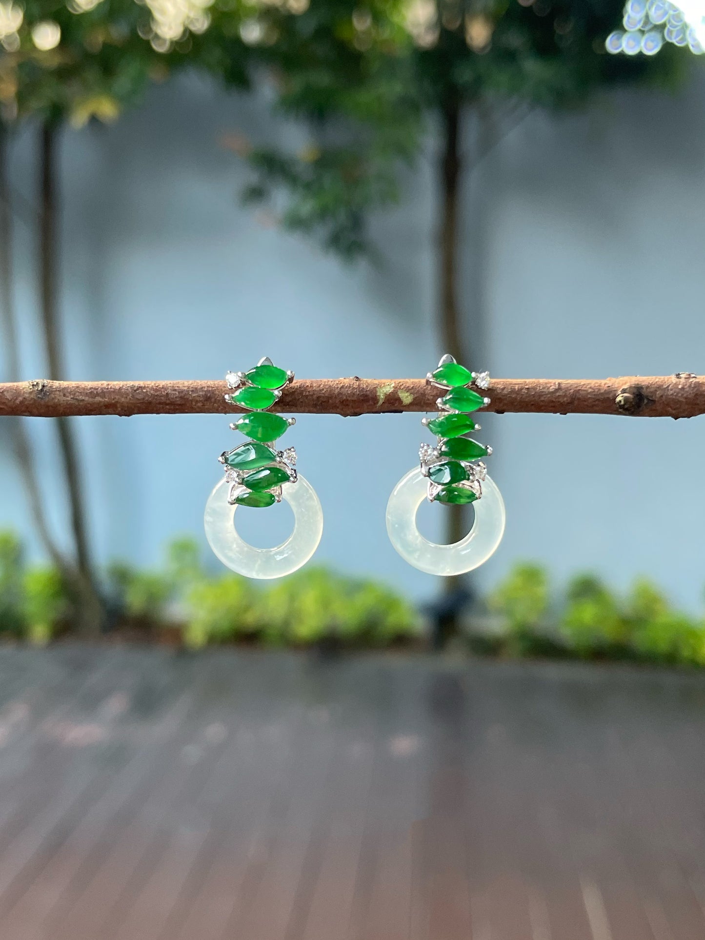 Green Jadeite Huggie Earrings (NJE223)