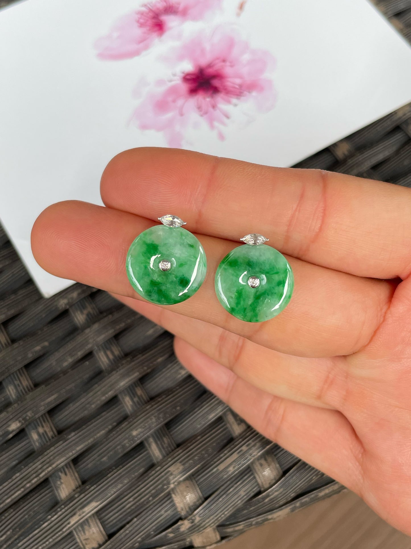 Green Jadeite Safety Coin Earrings - 平安扣 (NJE267)