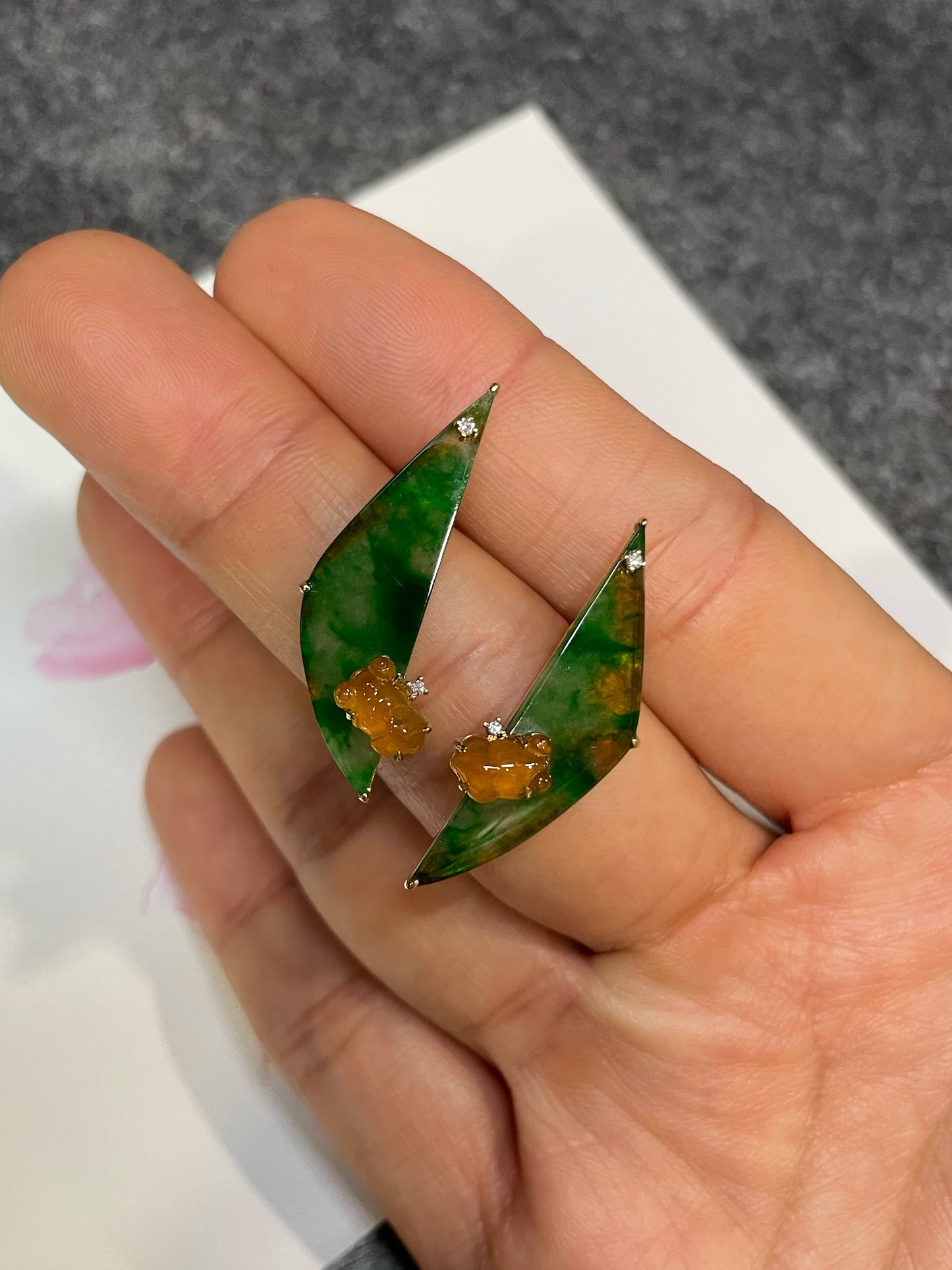 Green With Yellow Jade Earrings - Goldfish (NJE285)