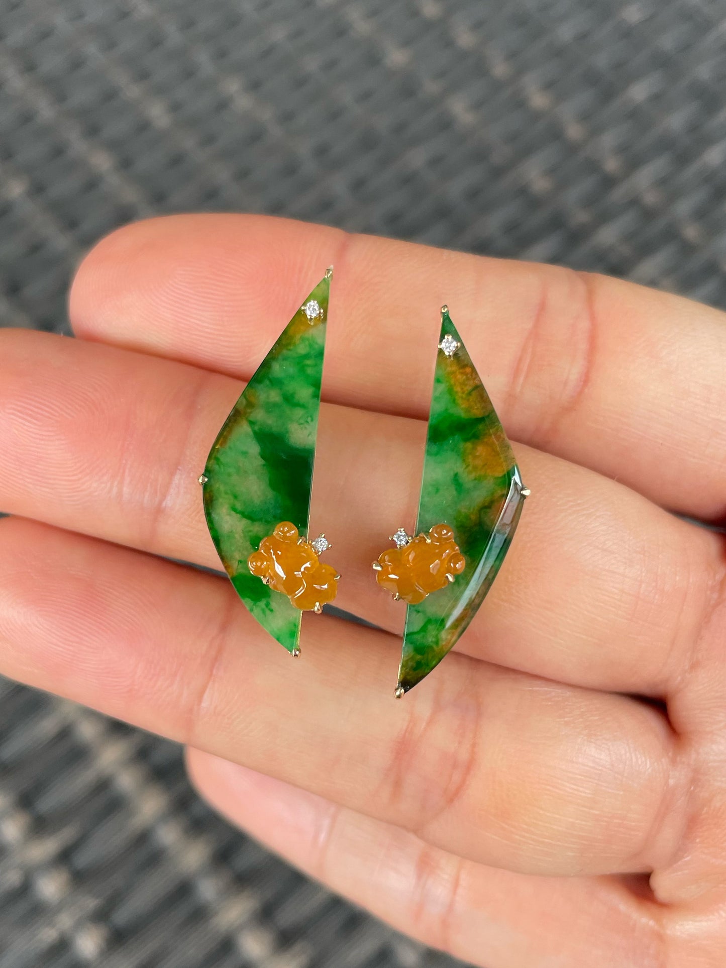 Green With Yellow Jade Earrings - Goldfish (NJE285)