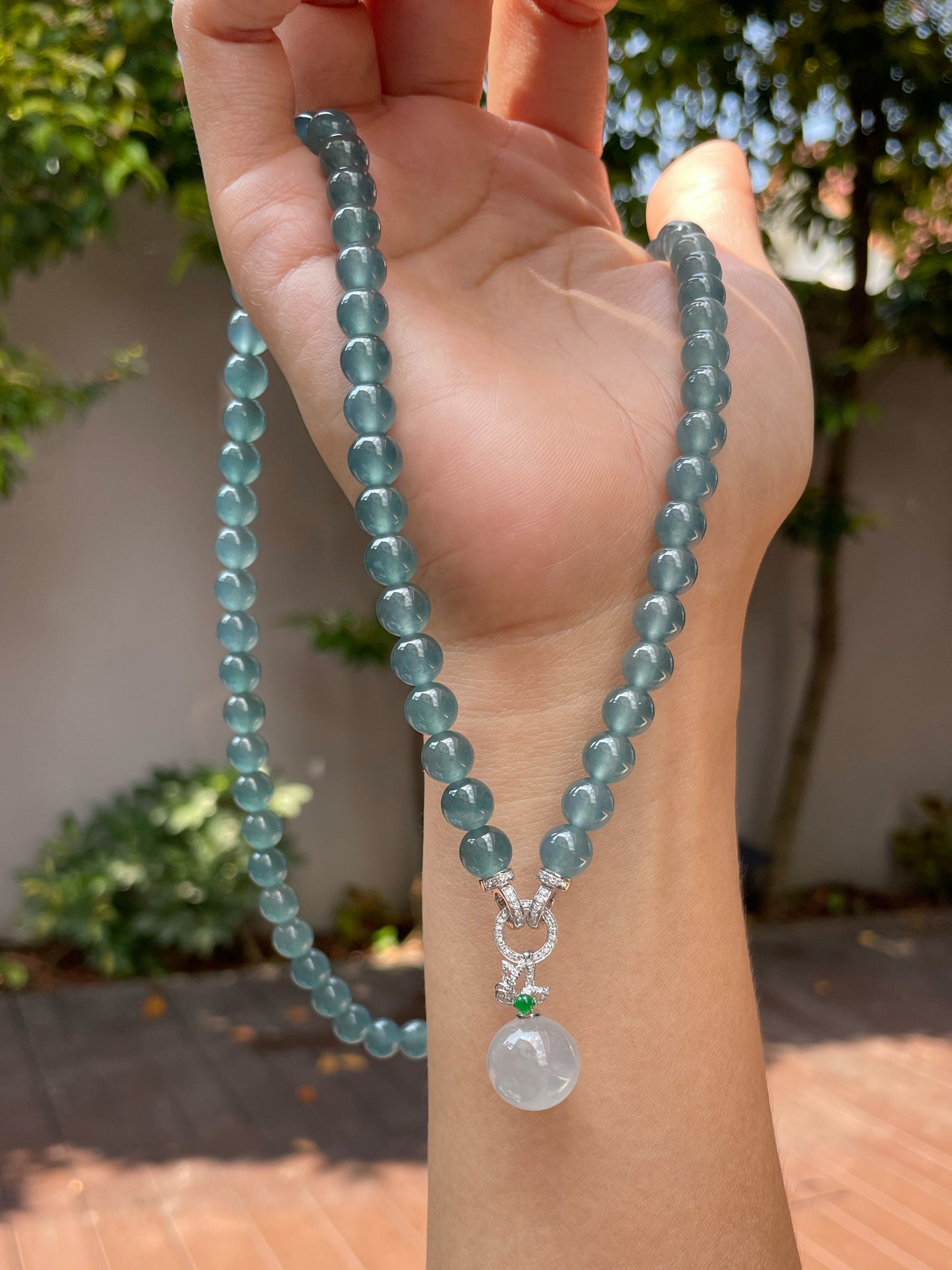 Icy Greenish Blue Jade Beads Necklace (NJN022)