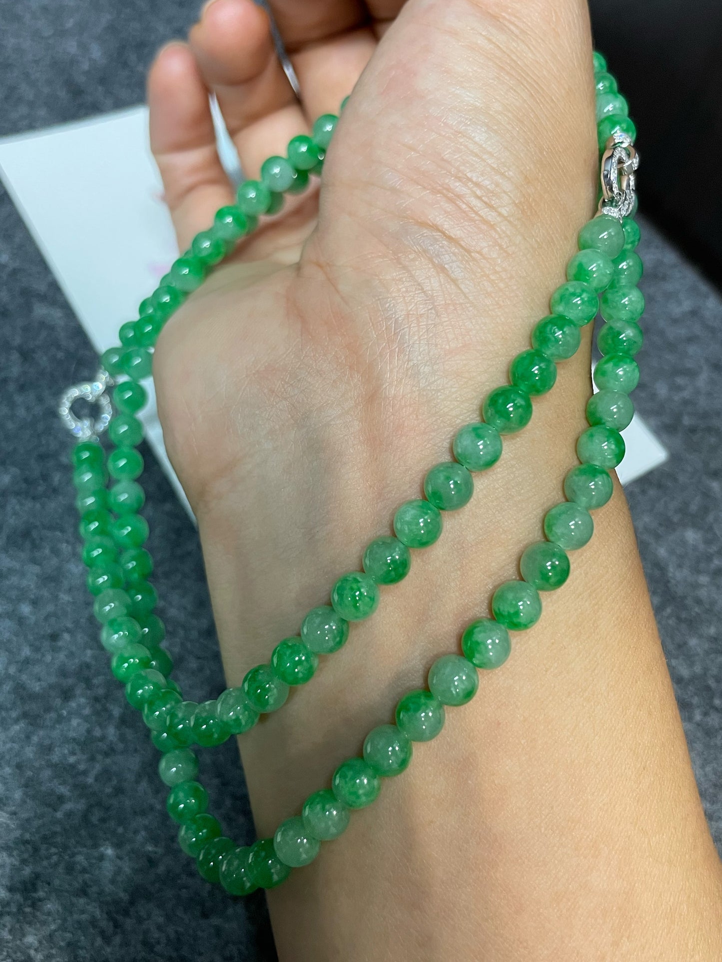 Green Jade Beads Necklace (NJN026)