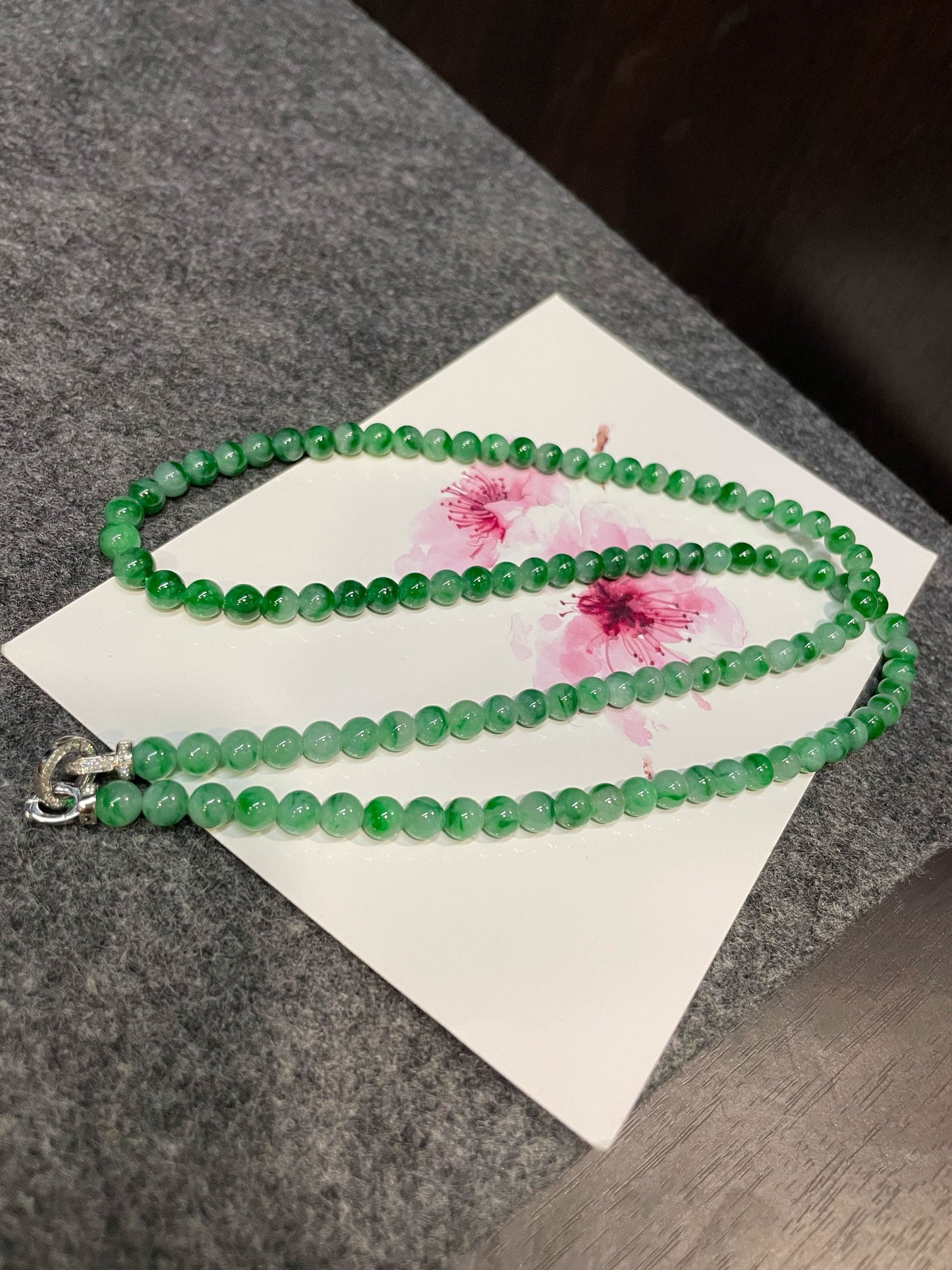 Green Jade Beads Necklace (NJN036)