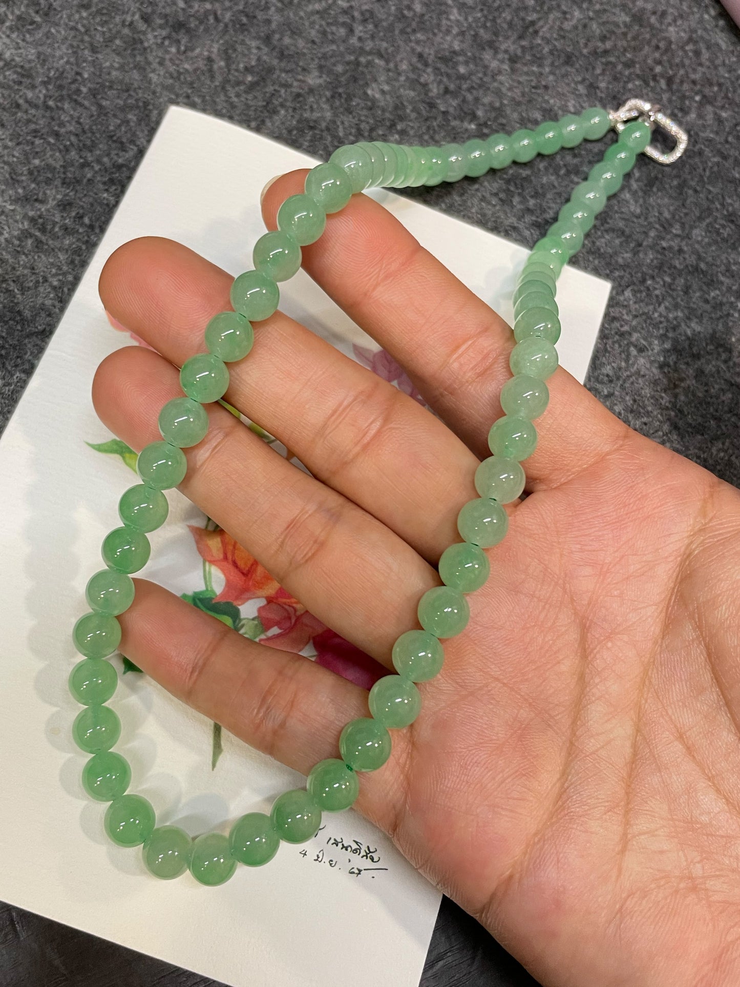 Icy Green Jade Beads Necklace (NJN039)