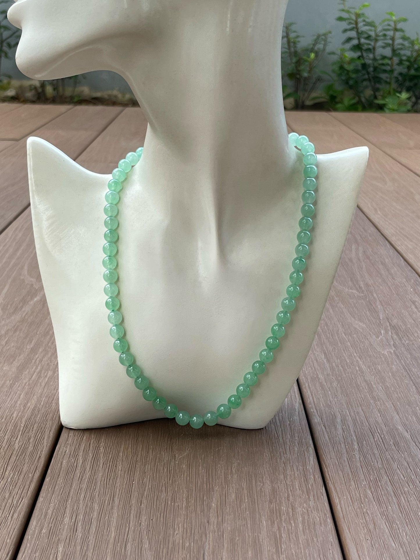 Icy Green Jade Beads Necklace (NJN039)