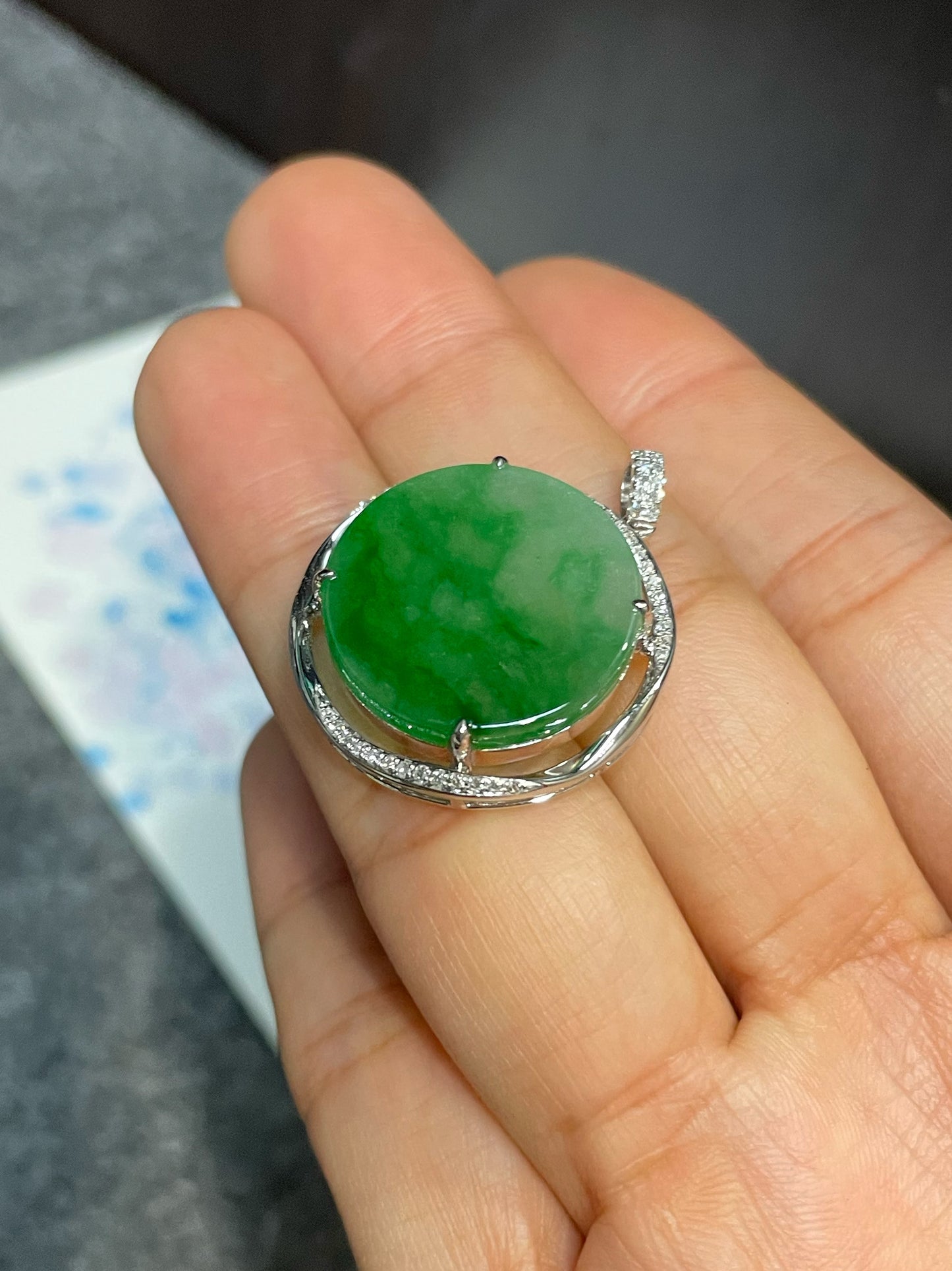 Green Jadeite Pendant - 平安无事牌 (NJP088)