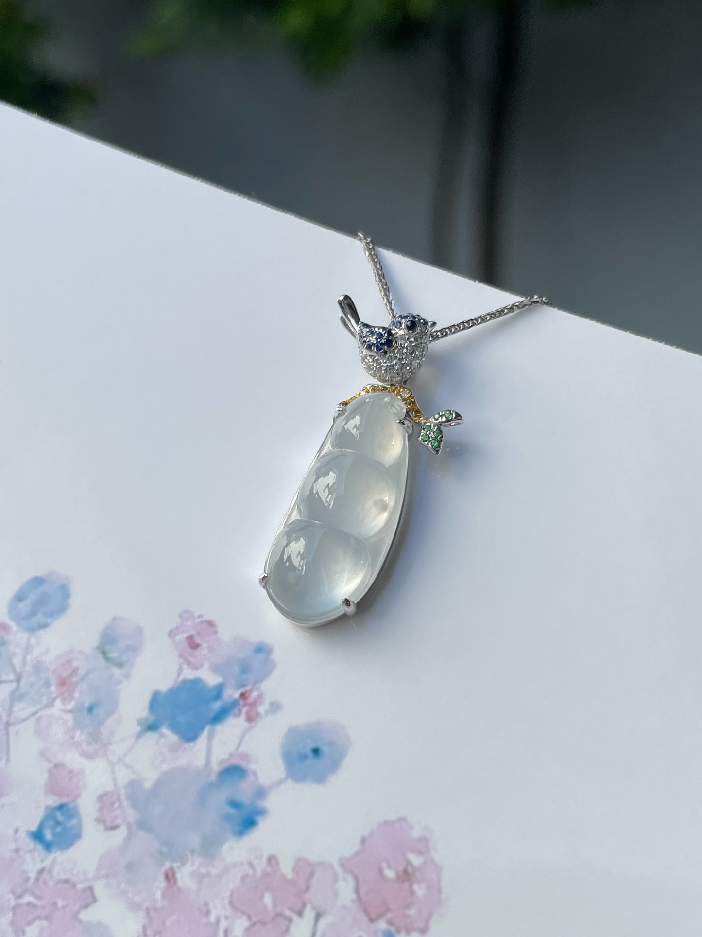 Glassy Jadeite Pendant - Peapod (NJP089)