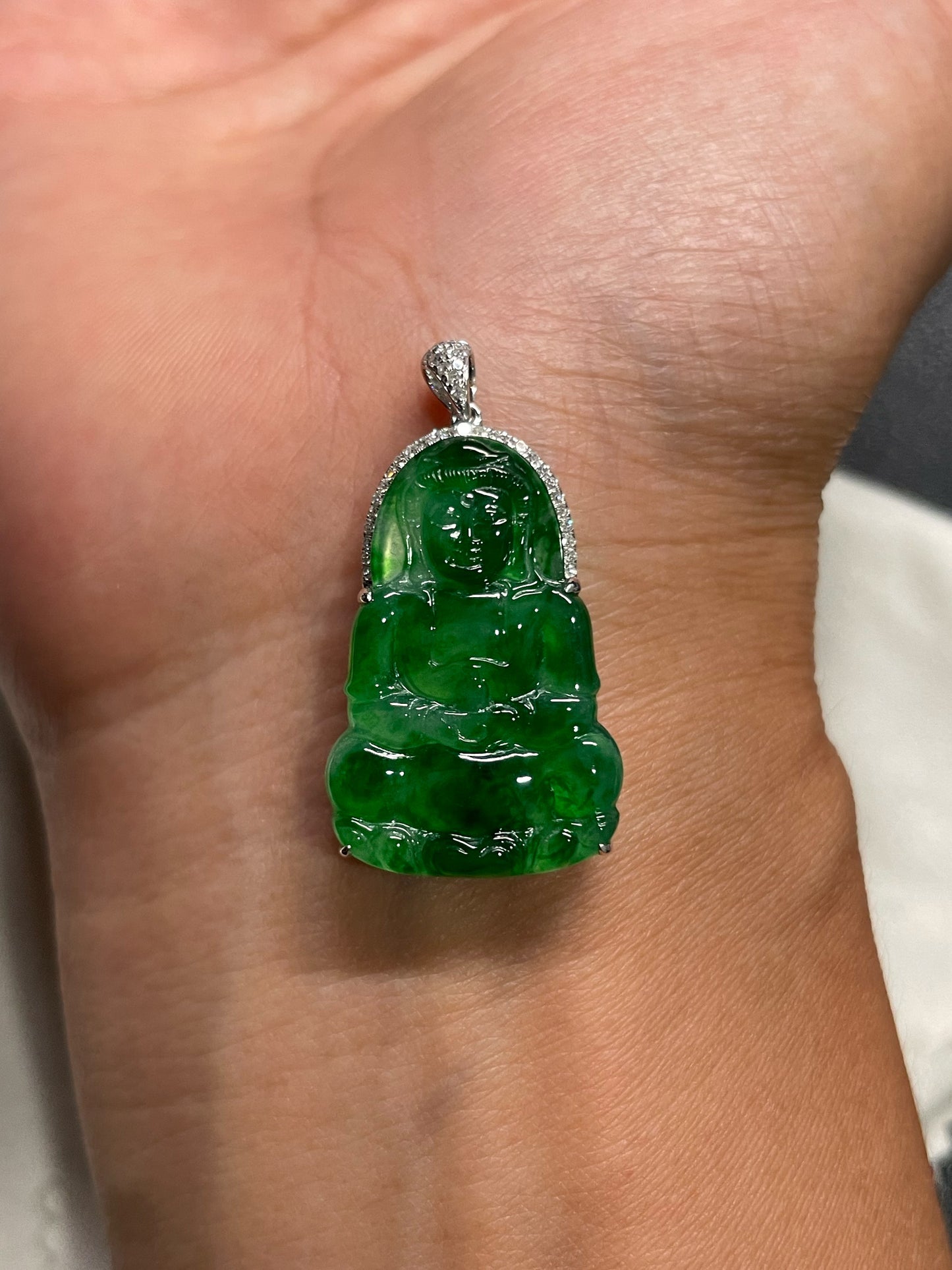 Green Jadeite Pendant -  Goddess Of Mercy (NJP093)