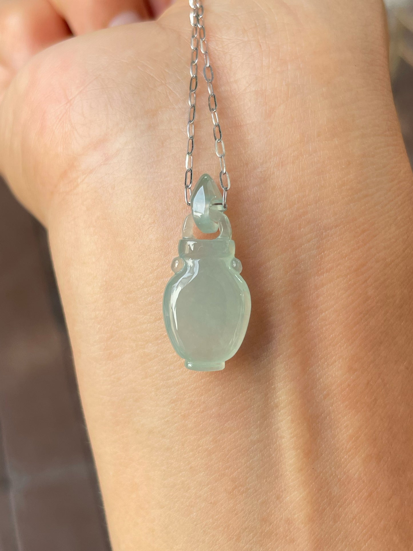 Icy Jadeite Pendant - Vase 宝瓶 (NJP096)