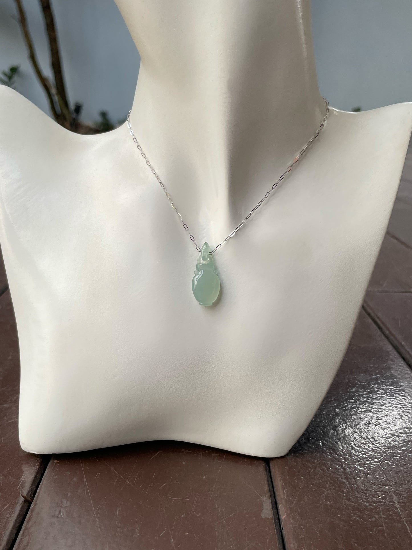 Icy Jadeite Pendant - Vase 宝瓶 (NJP096)