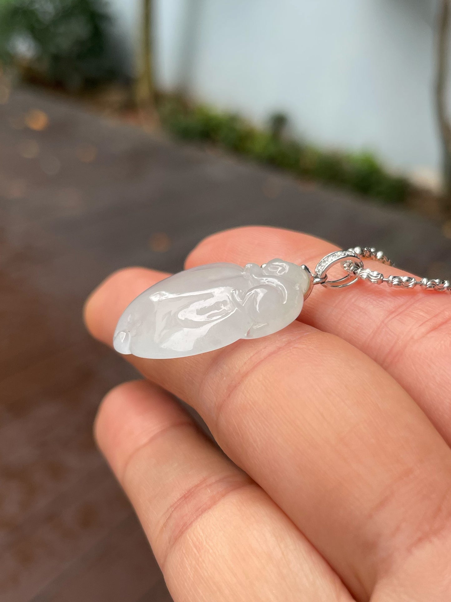 Icy Jade Pendant - 瑞猴献桃 (NJP101)