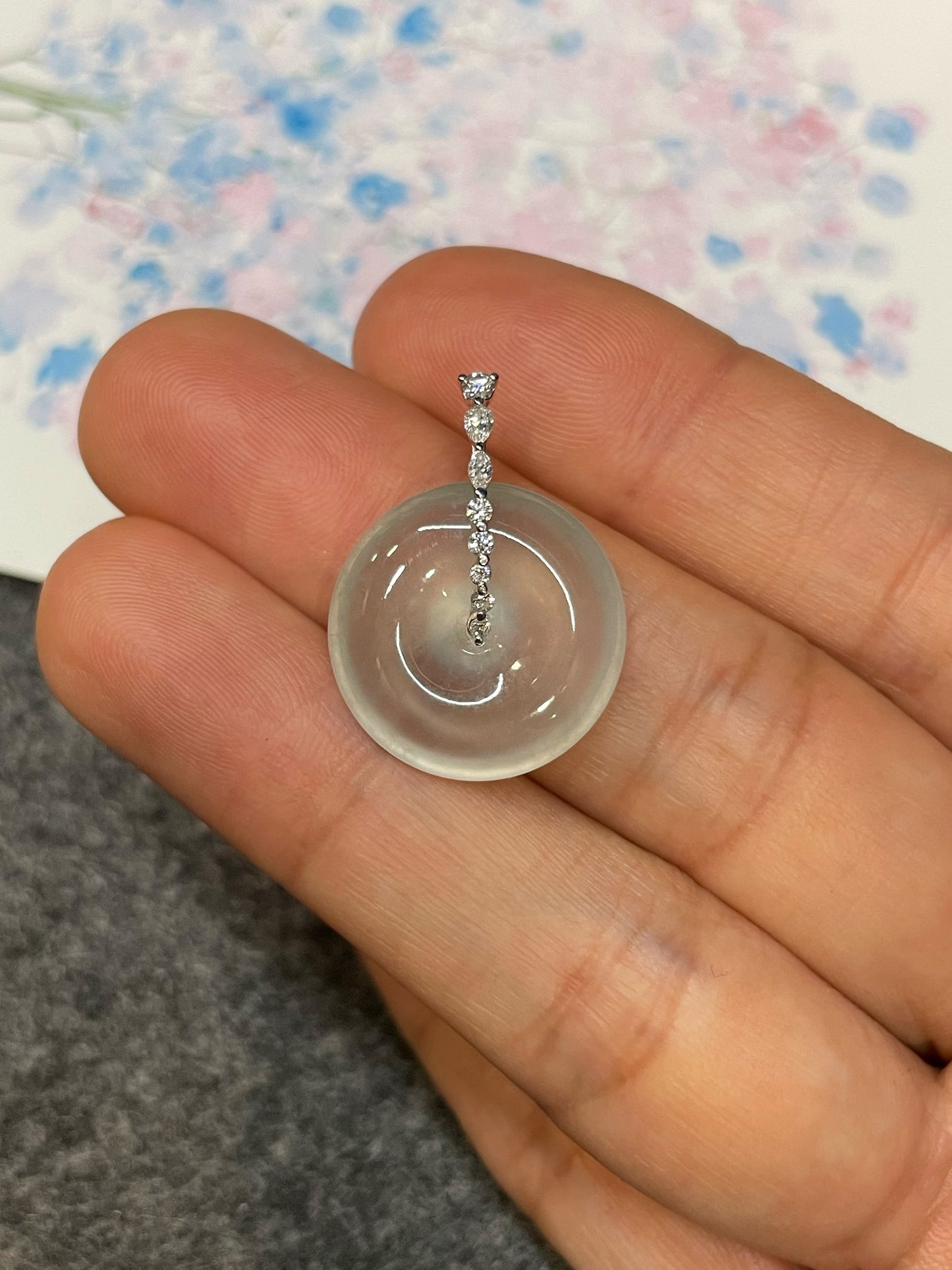 Glassy Jadeite Safety Coin Pendant (NJP117)