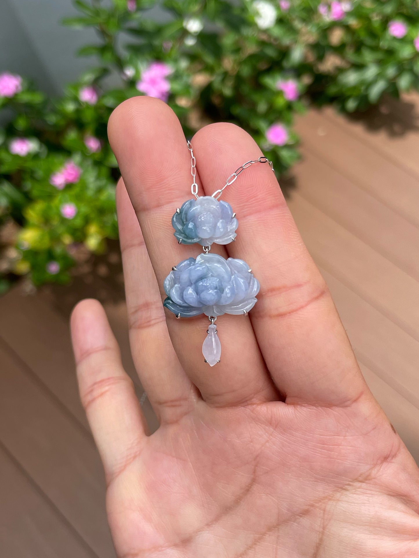 Lavender Jade Pendant - Lotus Flower (NJP179)