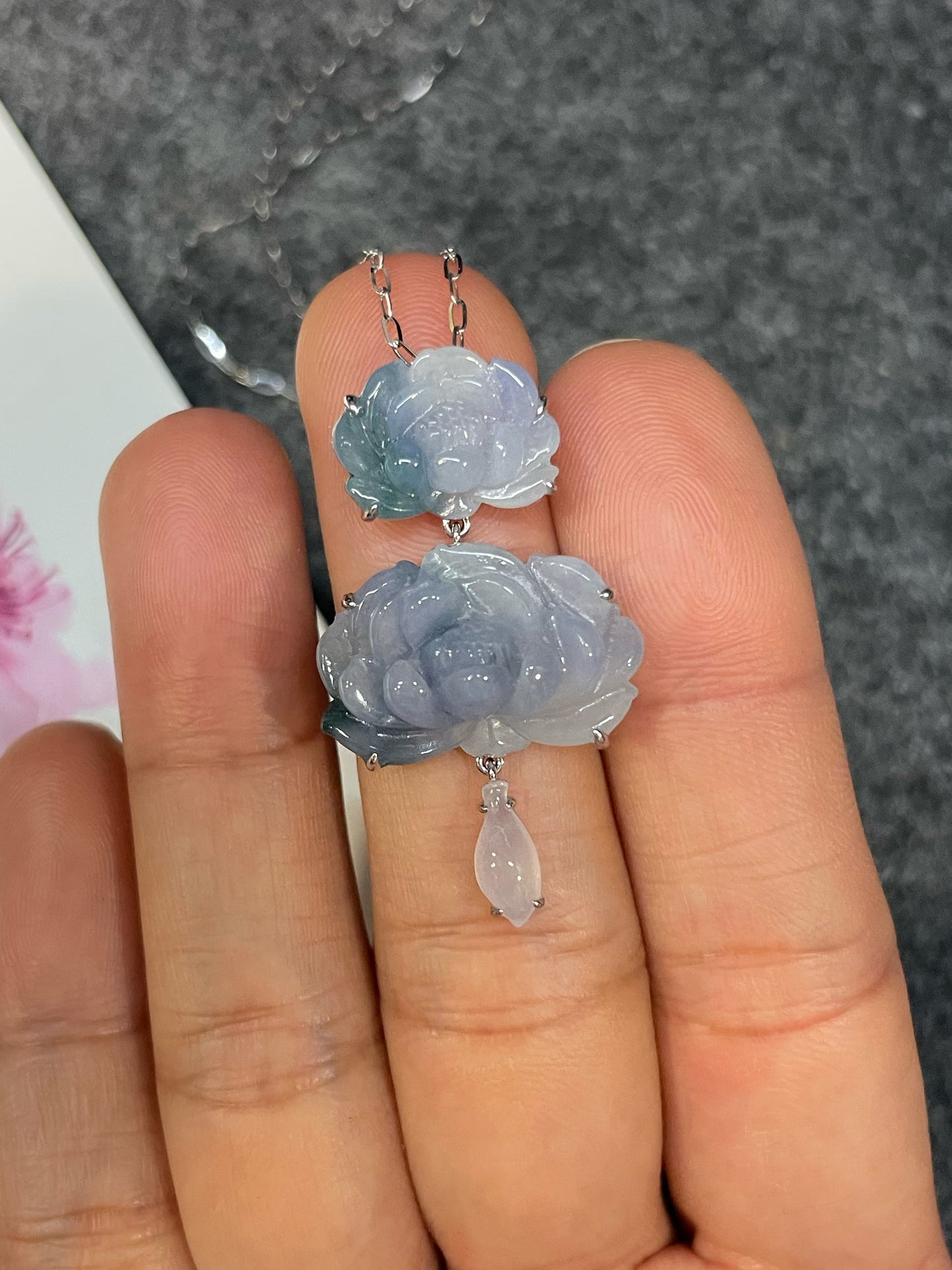 Lavender Jade Pendant - Lotus Flower (NJP179)