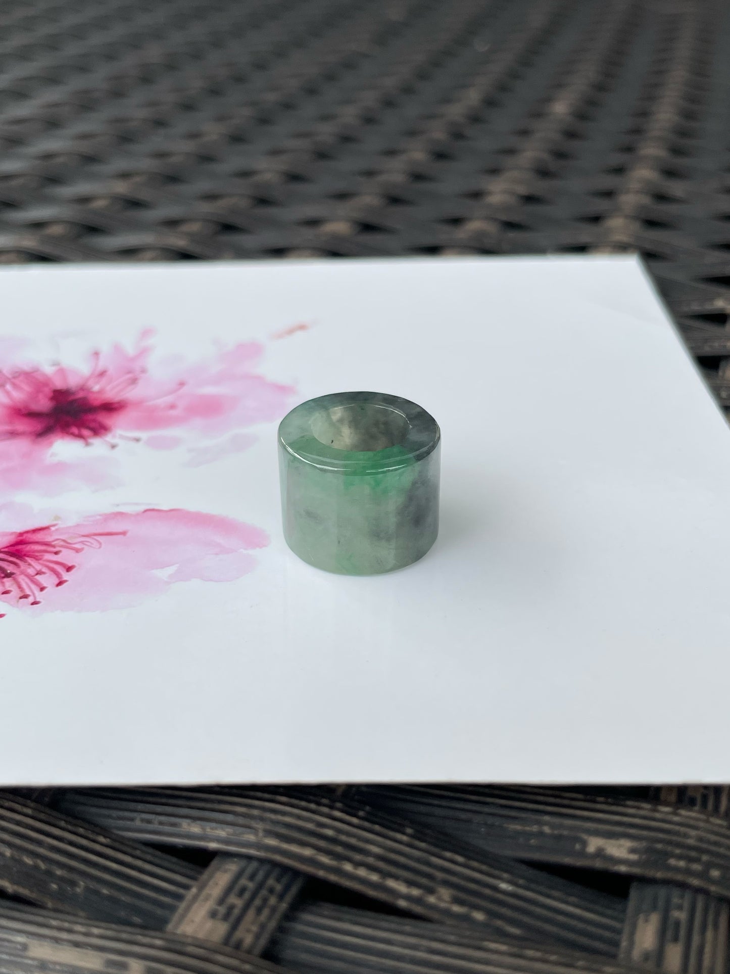 Black With Green Jade Barrel Pendant - Lu Lu Tong 路路通 (NJP181)