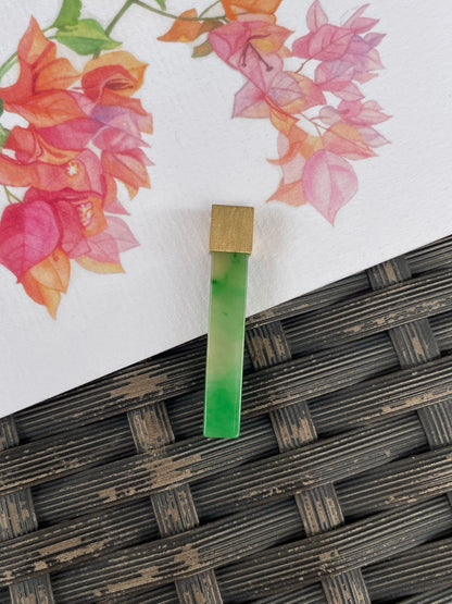 Green Jadeite Pendant (NJP183)