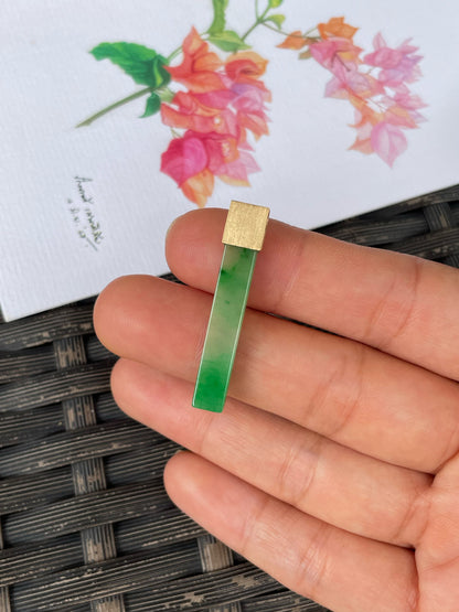 Green Jadeite Pendant (NJP183)