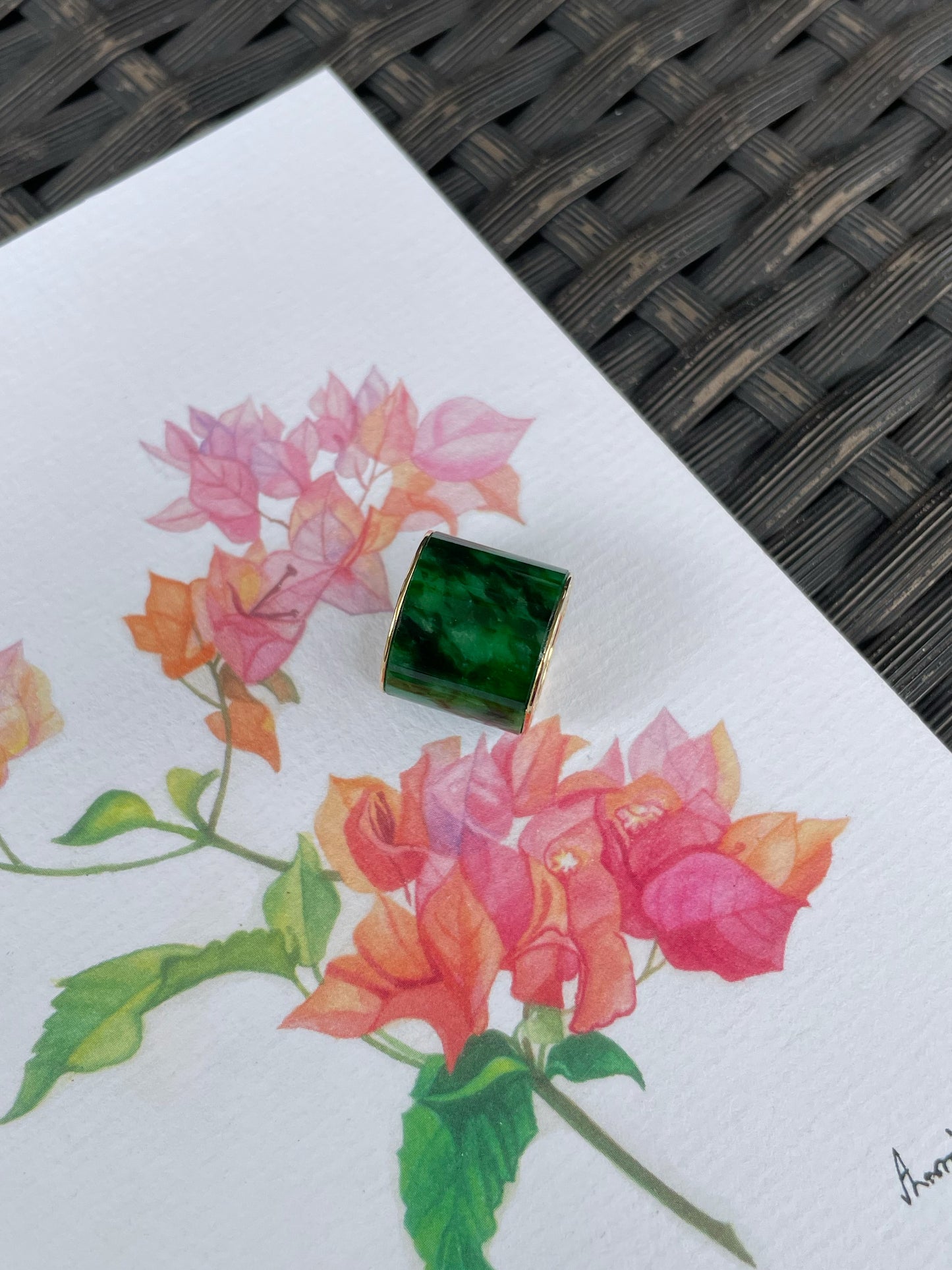 Green Jade Barrel Pendant - Lu Lu Tong 路路通 (NJP186)