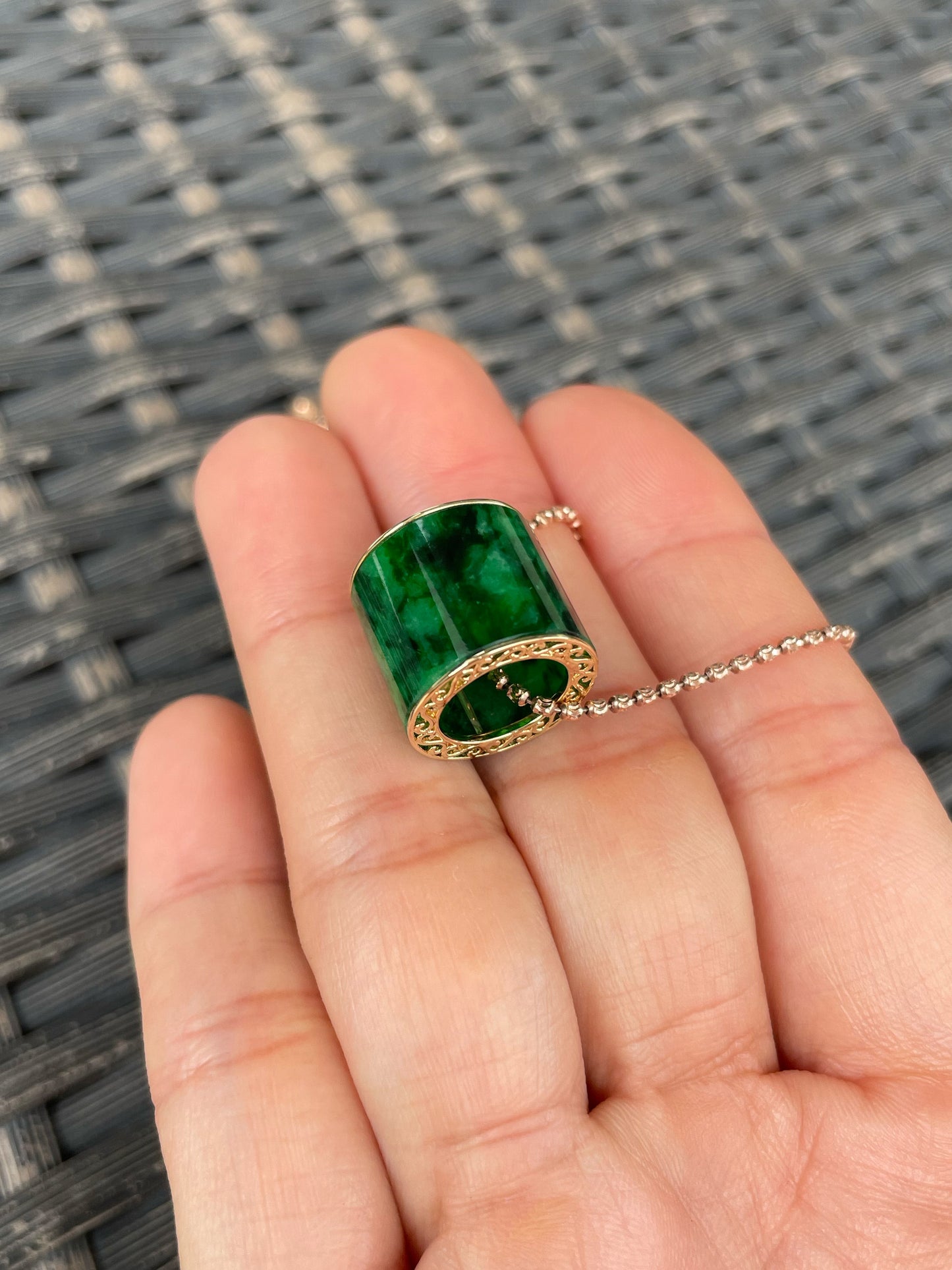 Green Jade Barrel Pendant - Lu Lu Tong 路路通 (NJP186)