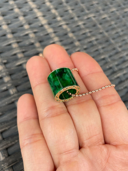 Green Jade Barrel Pendant - Lu Lu Tong 路路通 (NJP186)